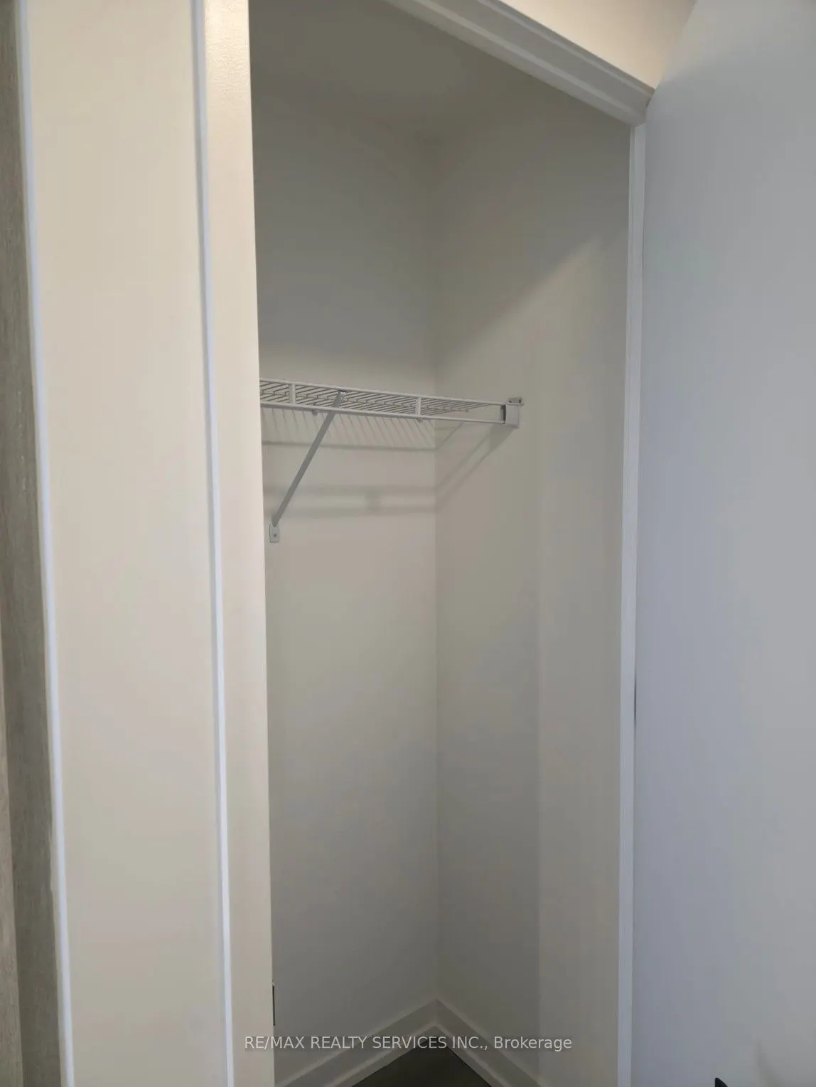 28 Interchange Way, #1815