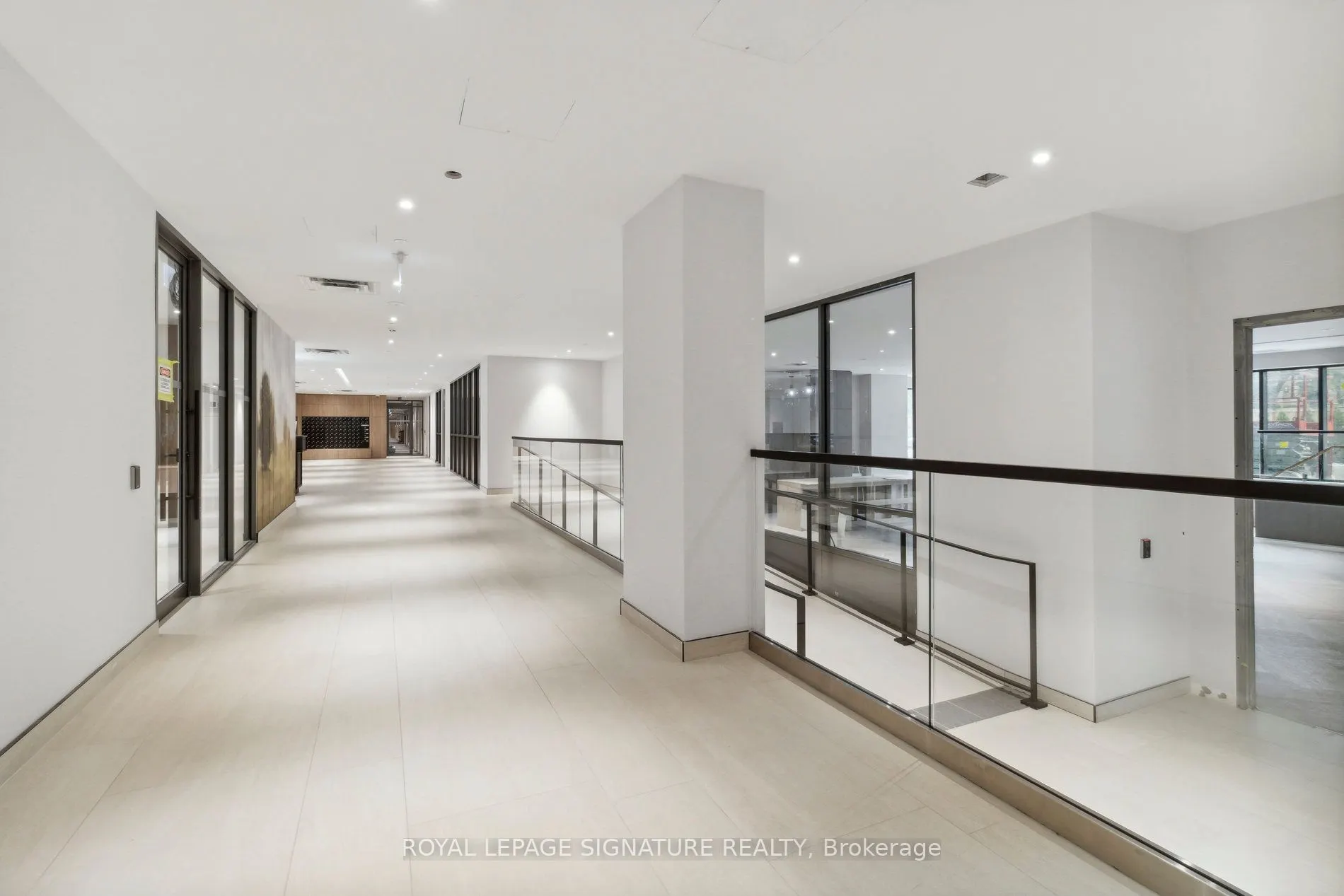 8 Beverley Glen Boulevard, #623