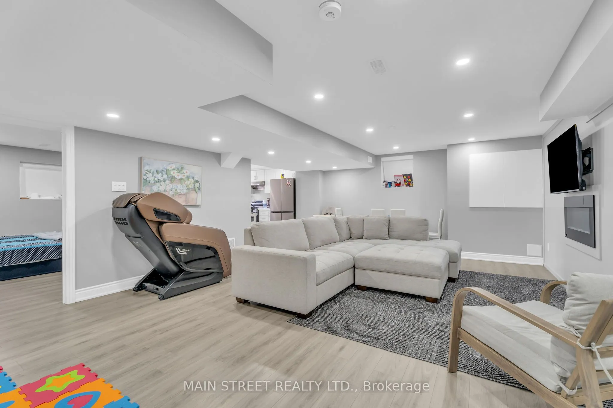 6 Leaden Hall Drive