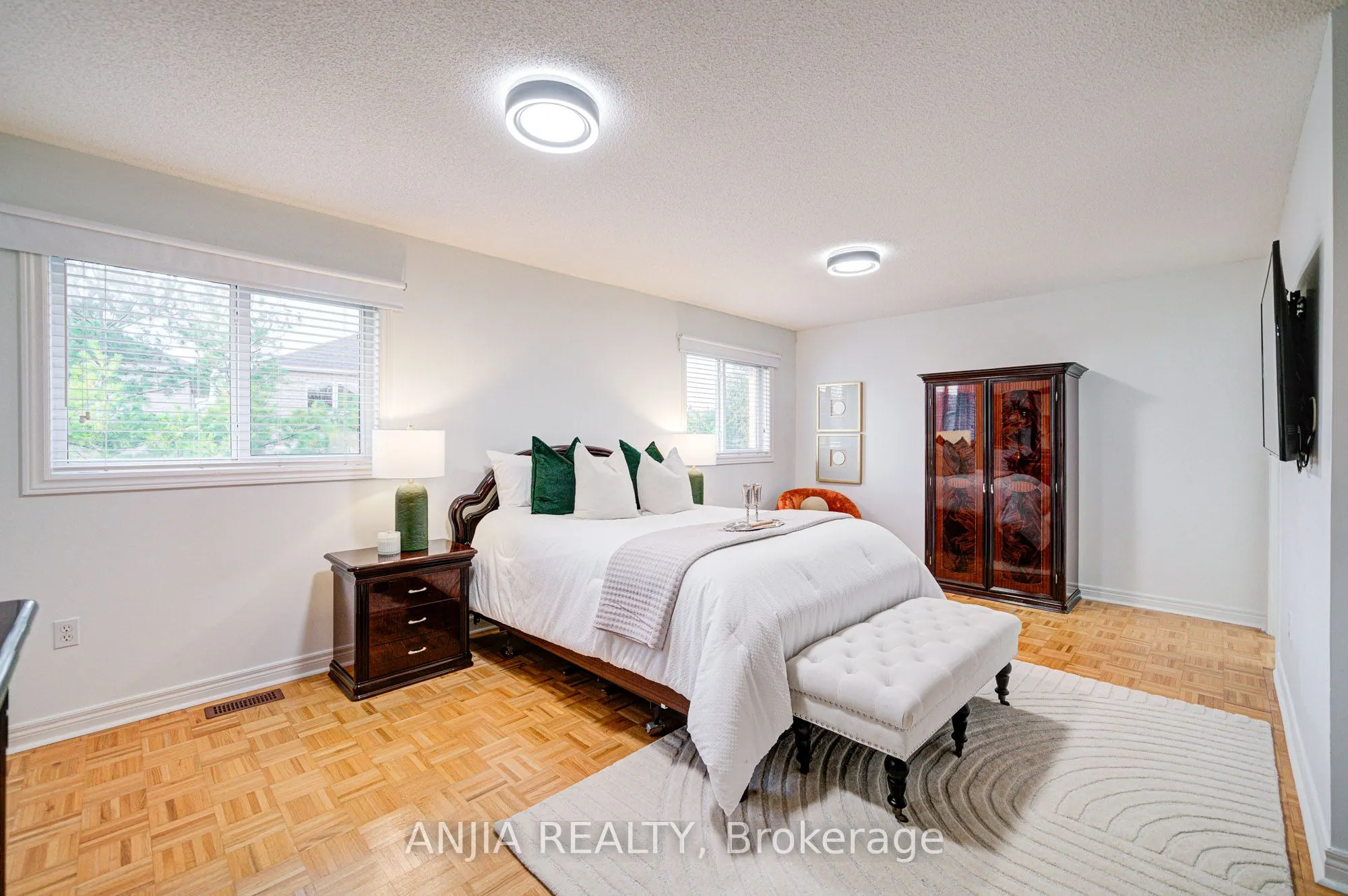 97 Blackthorn Drive