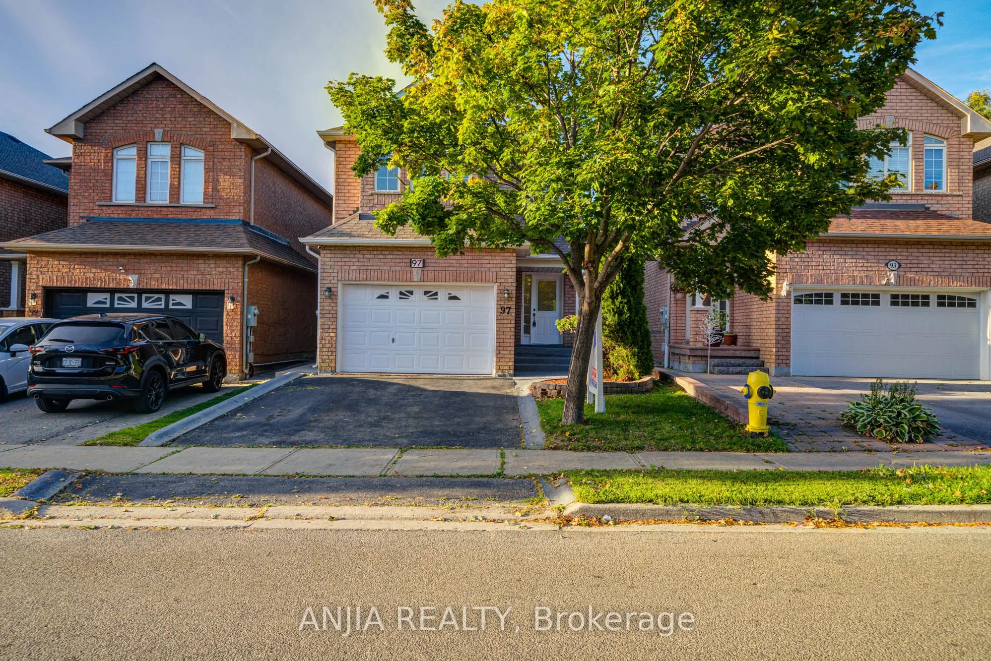97 Blackthorn Drive