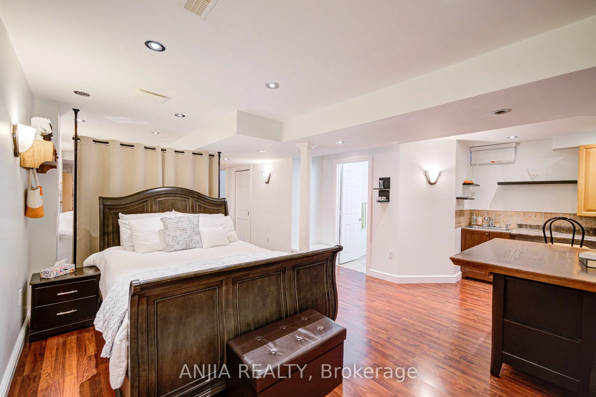 97 Blackthorn Drive