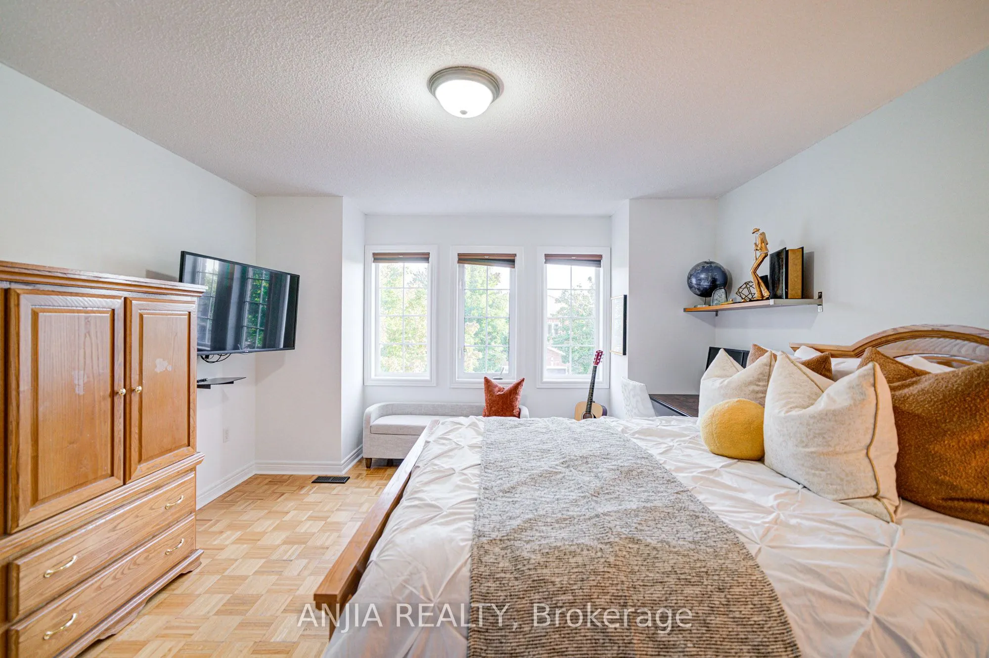 97 Blackthorn Drive