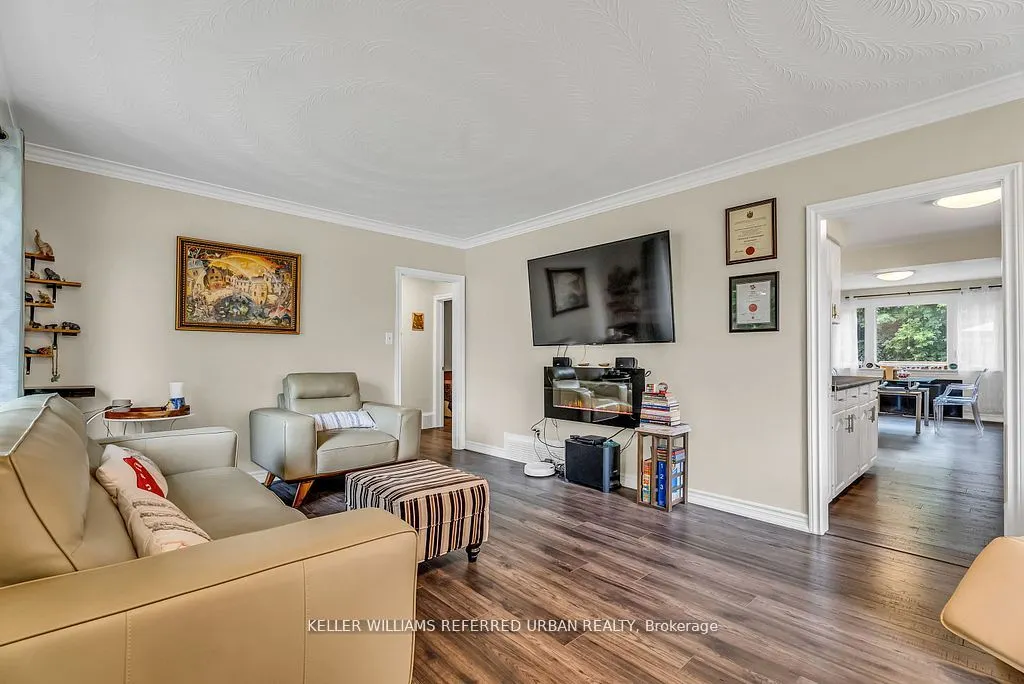 86 Morgan Avenue