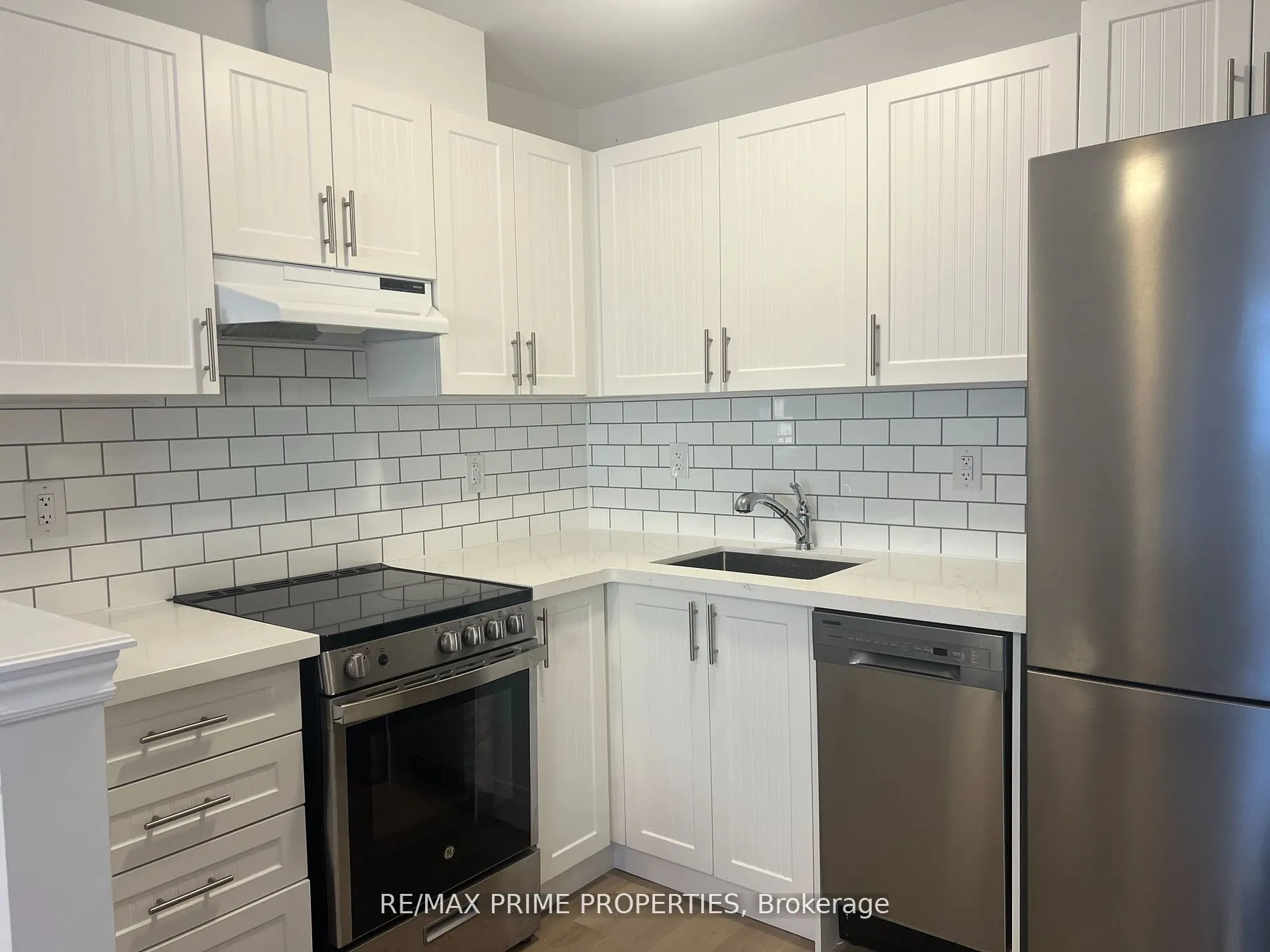 8 Waterleaf Road, #Coach House