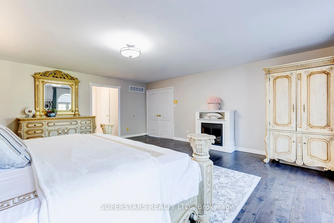 1 Personna Boulevard