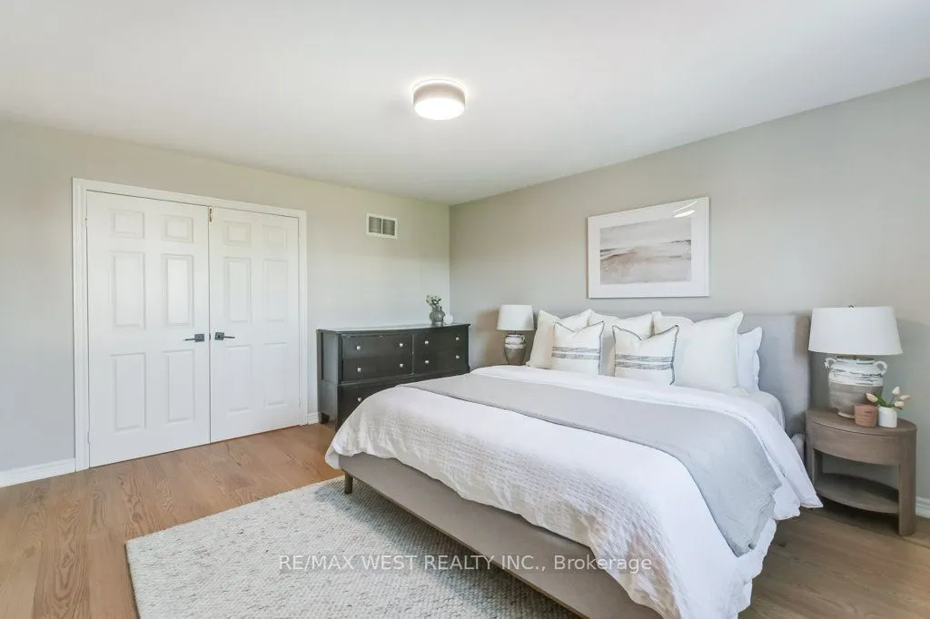 31 Watkins Glen Crescent