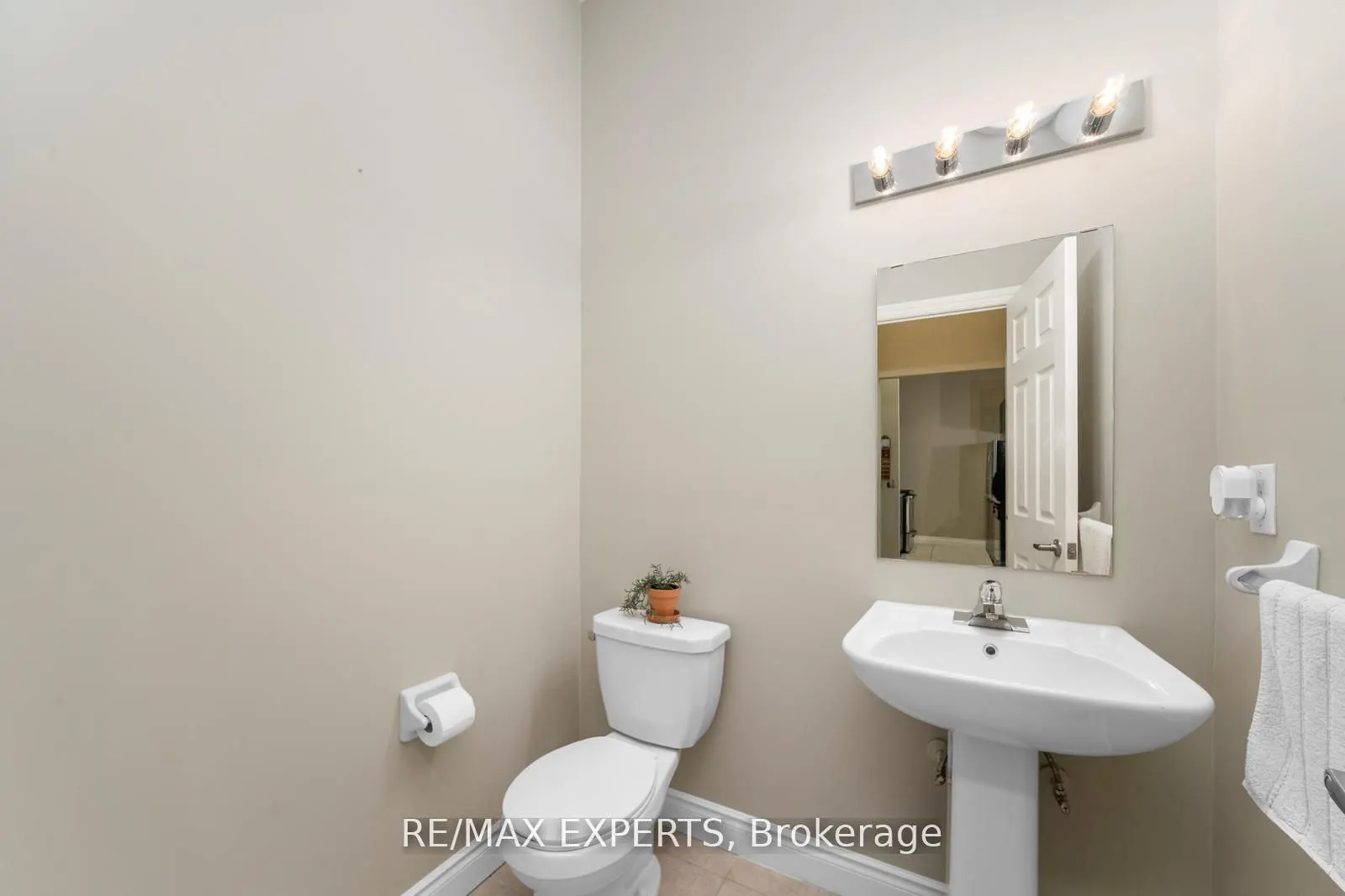 10211 Keele Street, #105