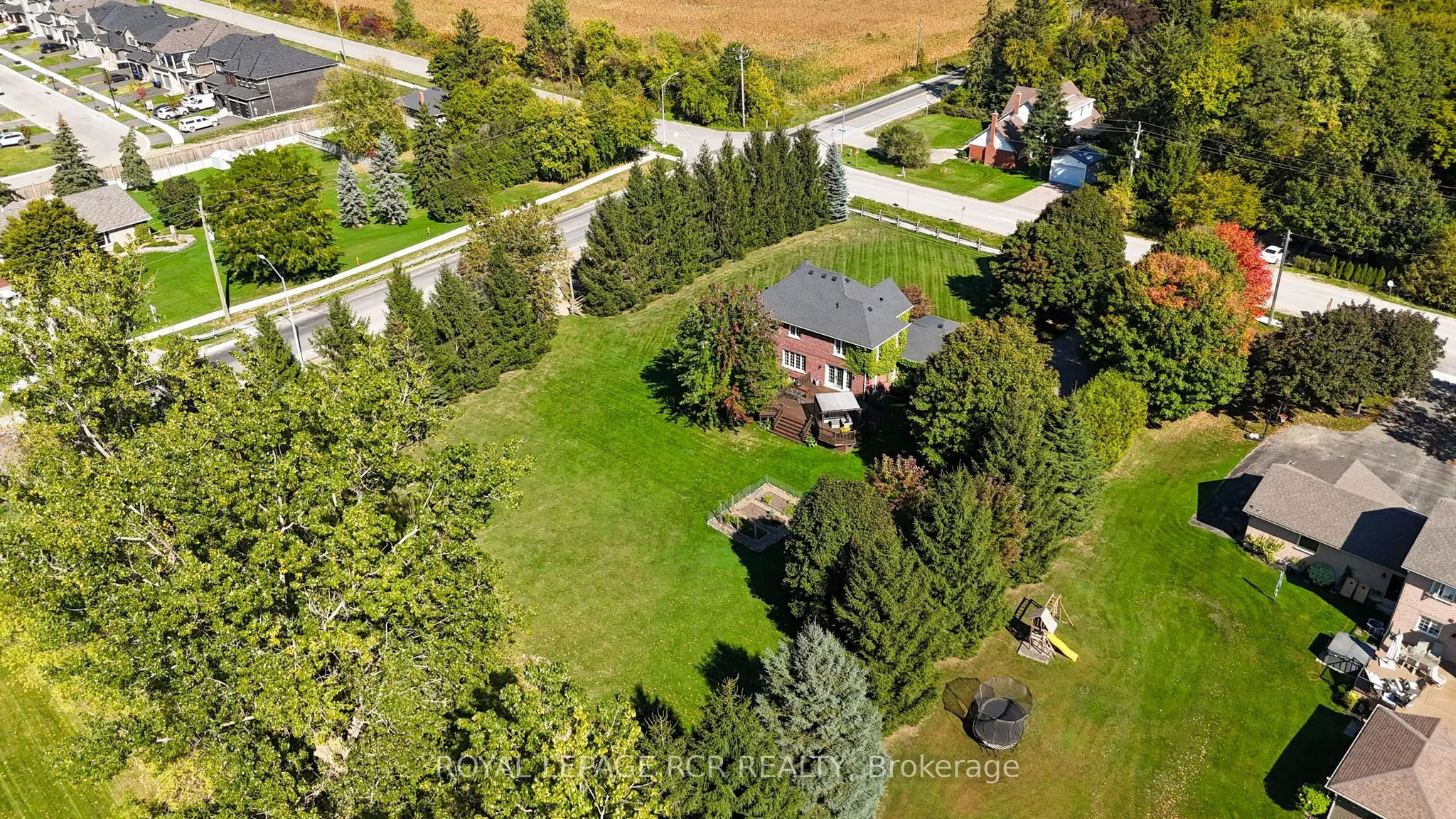 2200 Concession 8 Road
