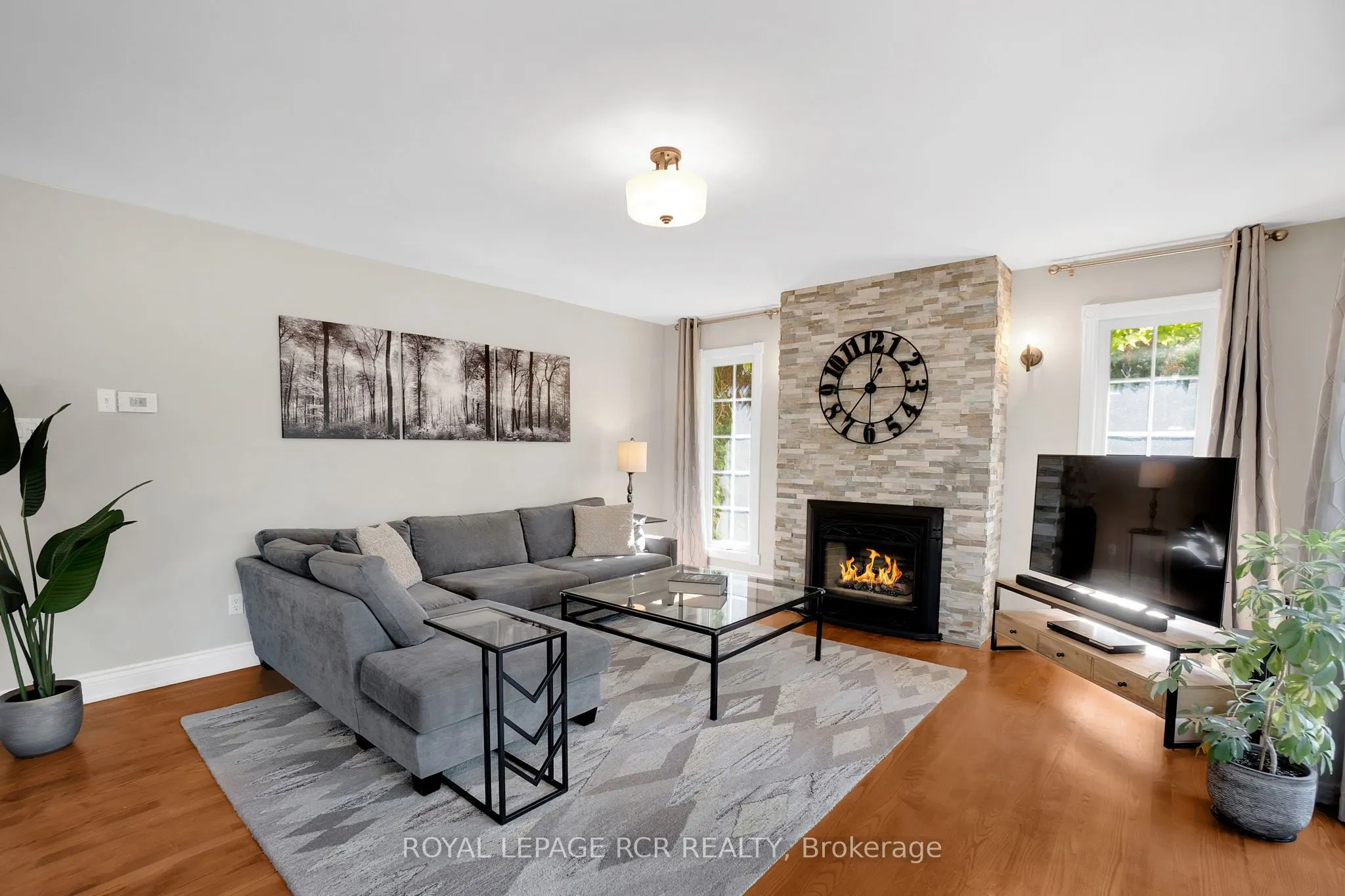 2200 Concession 8 Road