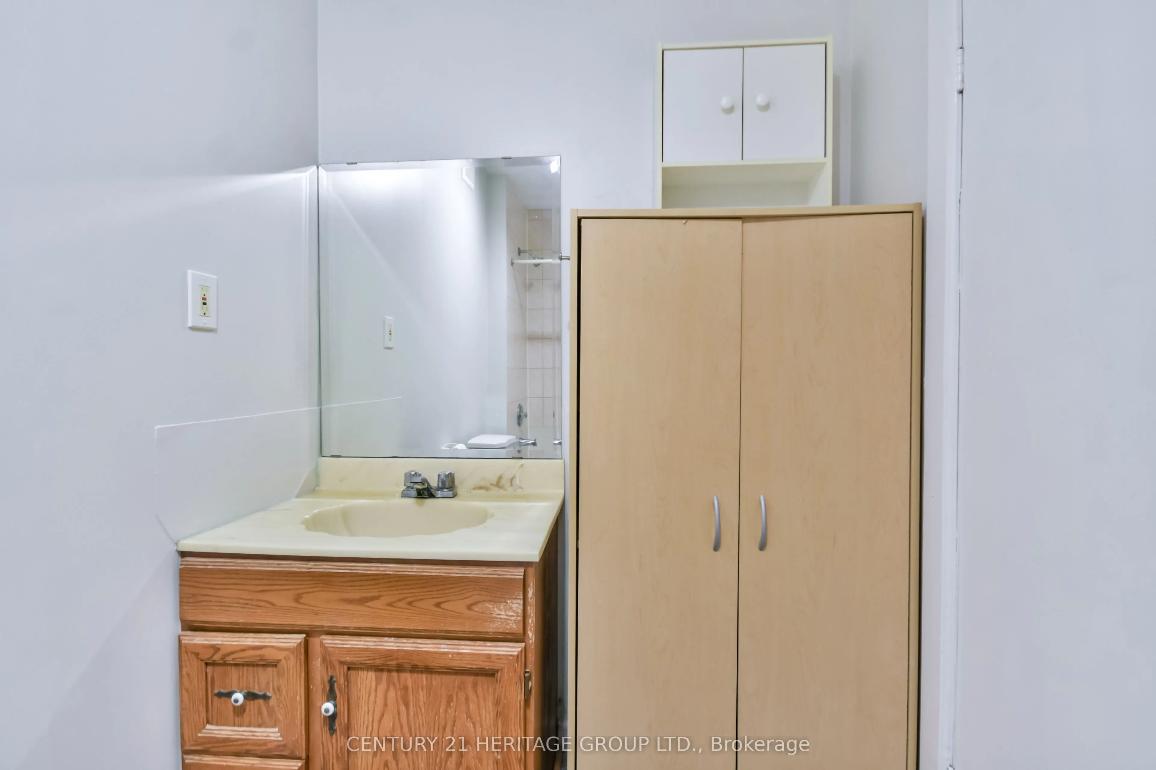 280 Bells Lane, #1
