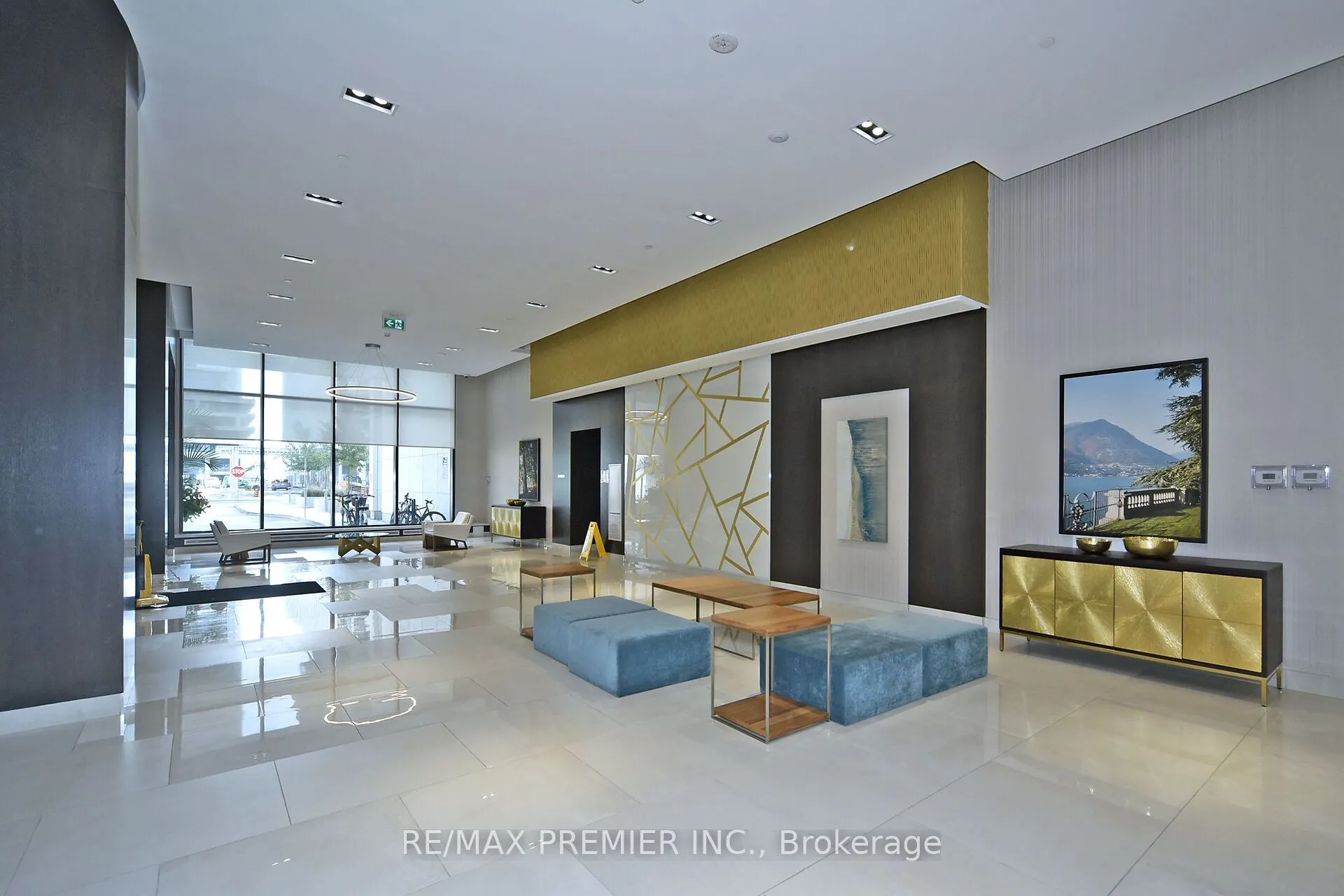 9000 Jane Street, #1509