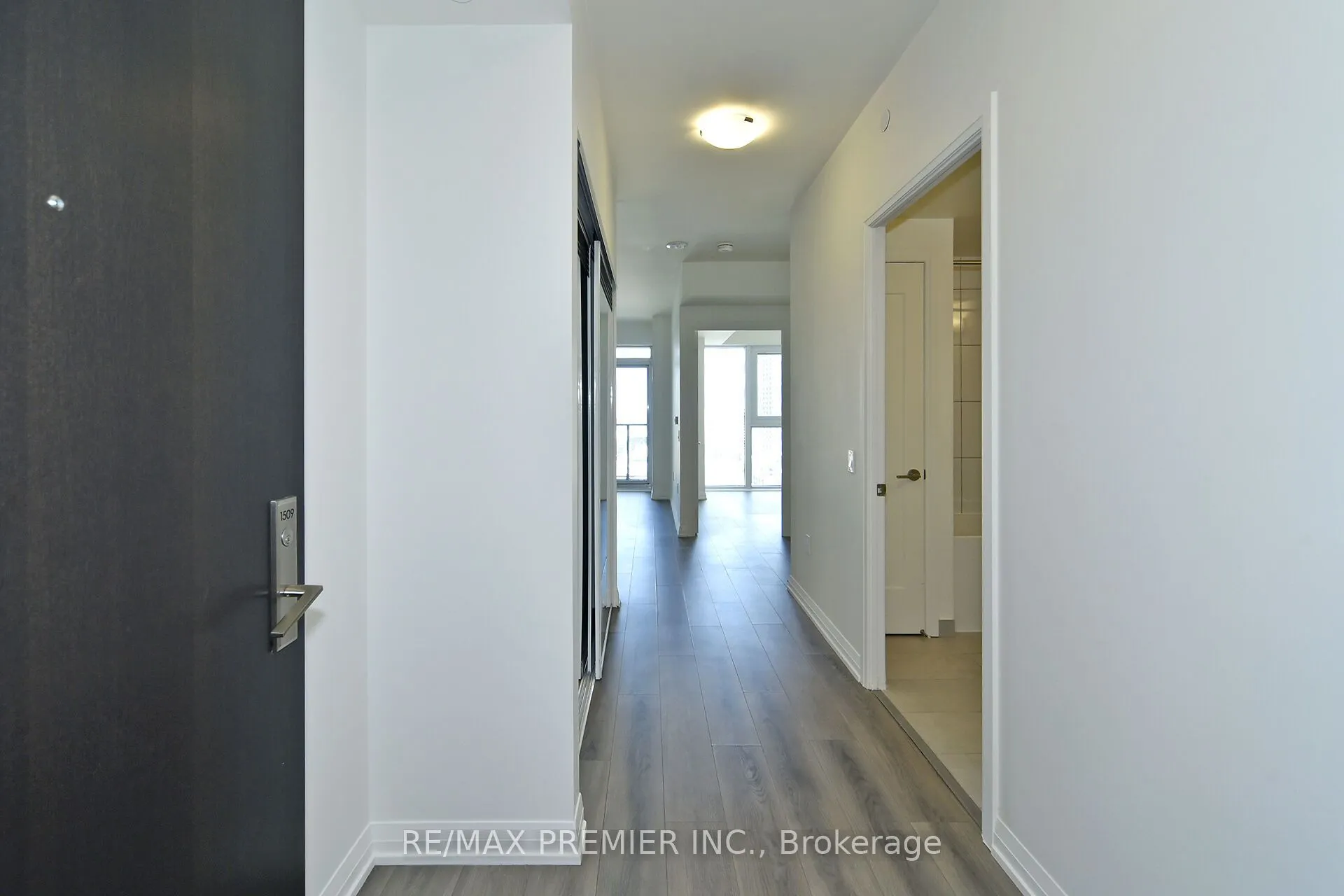 9000 Jane Street, #1509