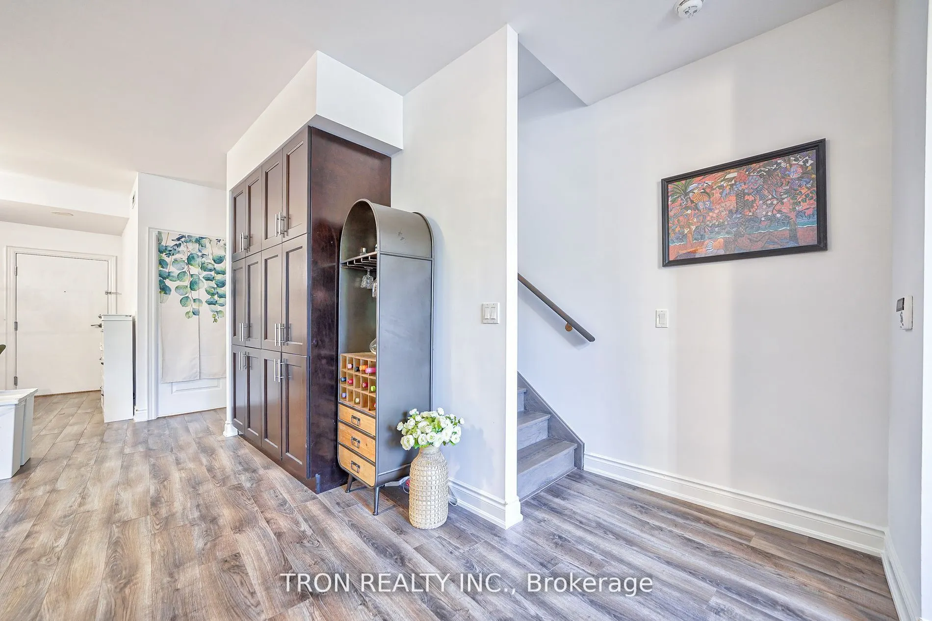 89 South Town Centre Boulevard, #109