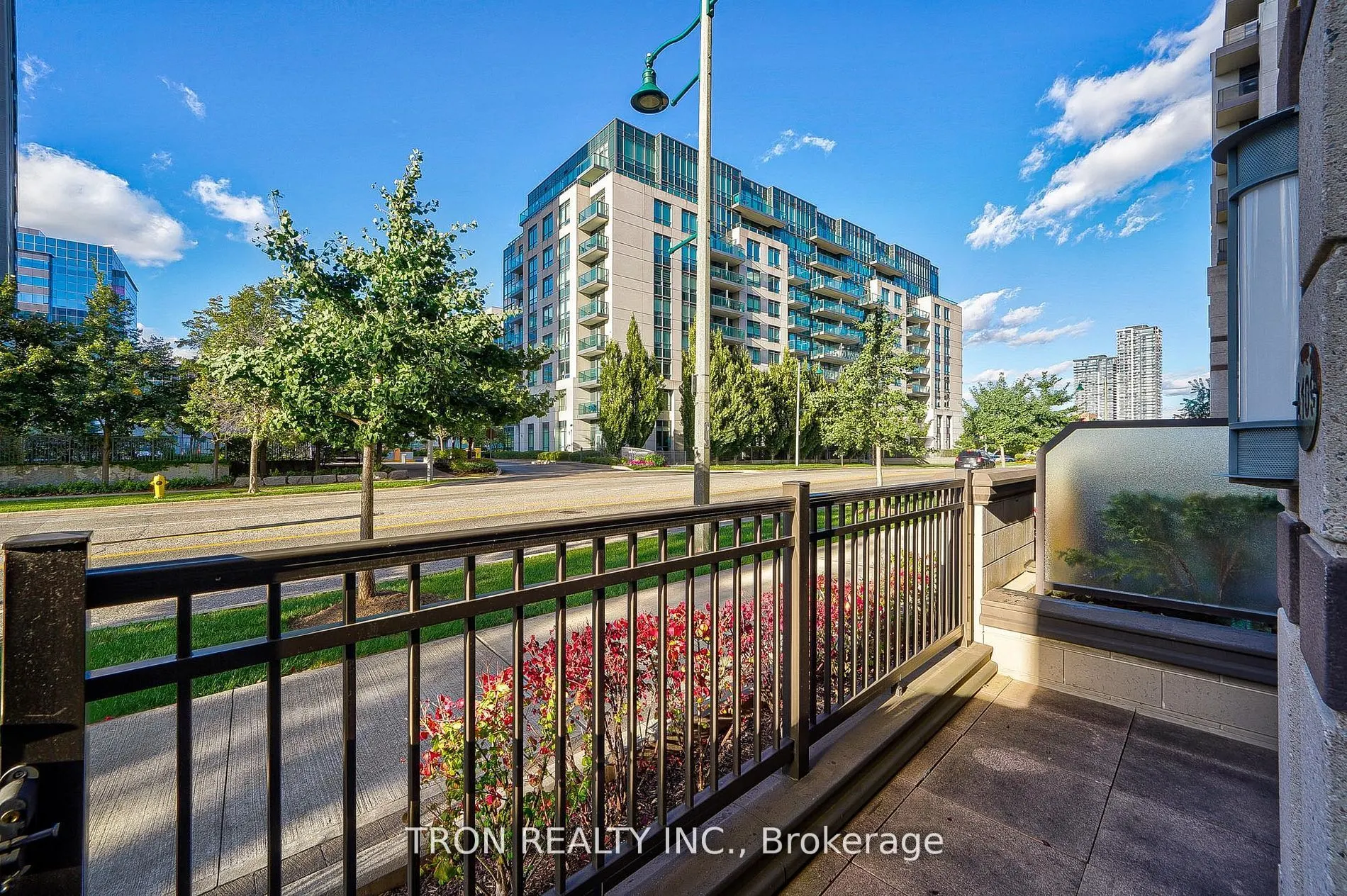 89 South Town Centre Boulevard, #109