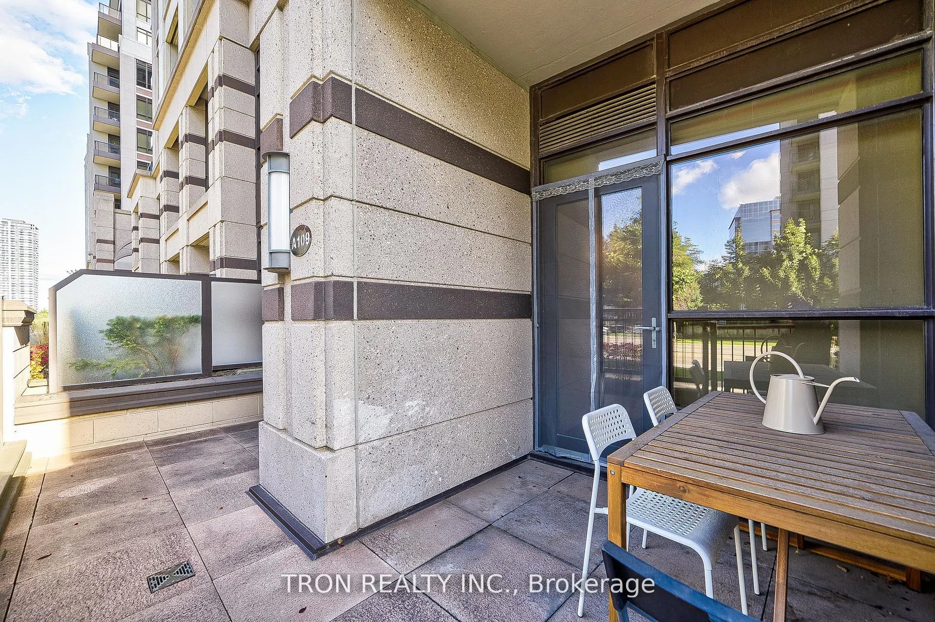 89 South Town Centre Boulevard, #109