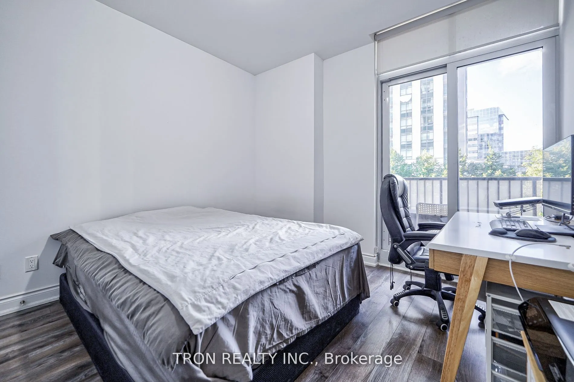 89 South Town Centre Boulevard, #109