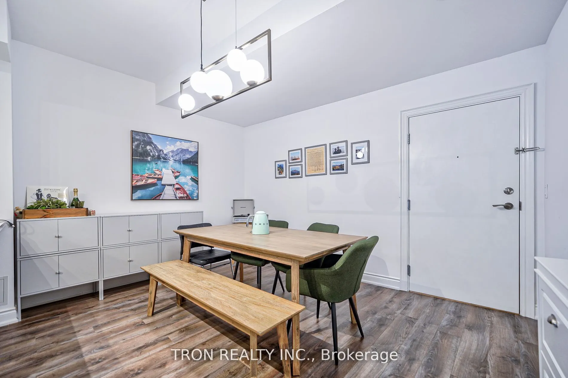 89 South Town Centre Boulevard, #109