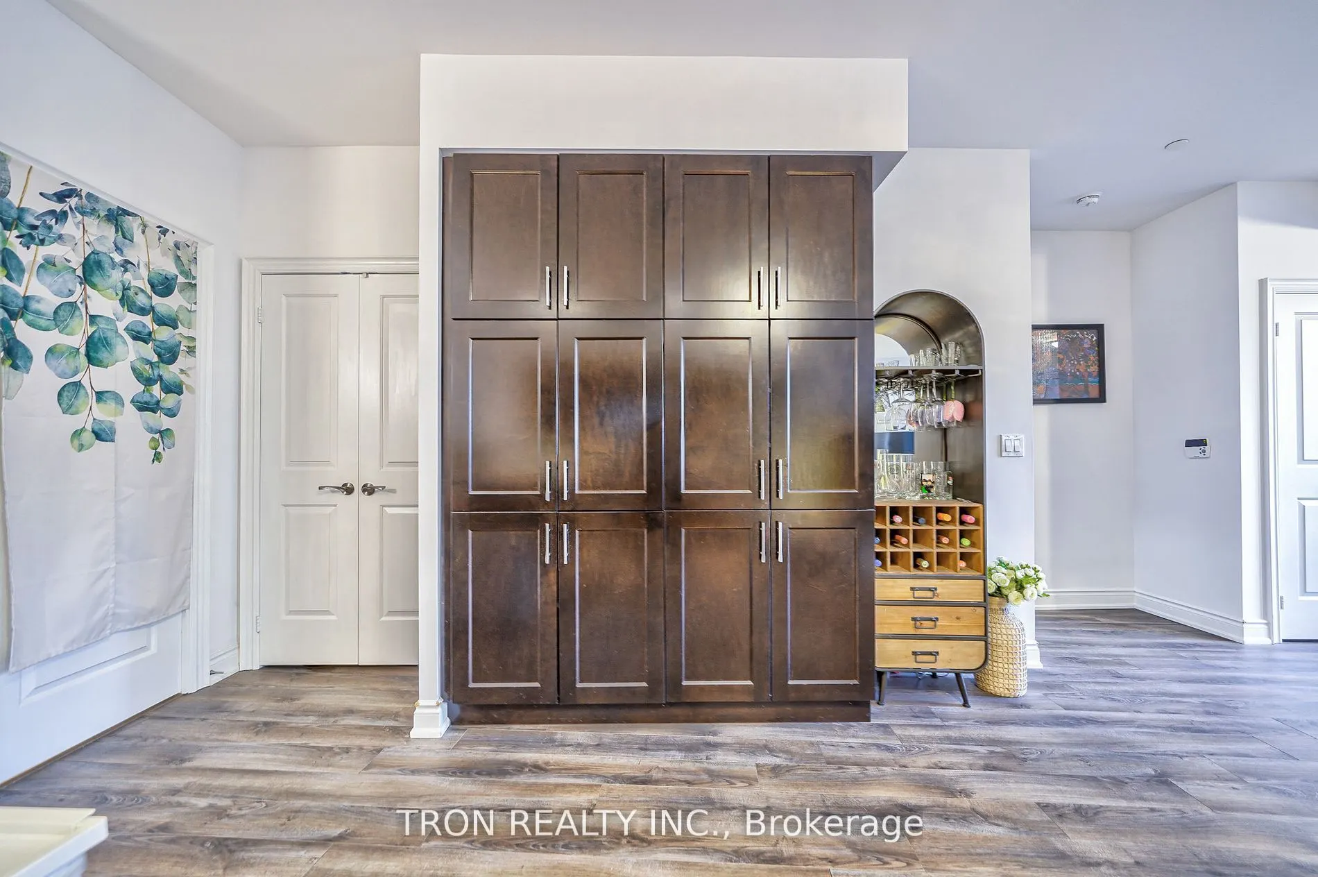 89 South Town Centre Boulevard, #109