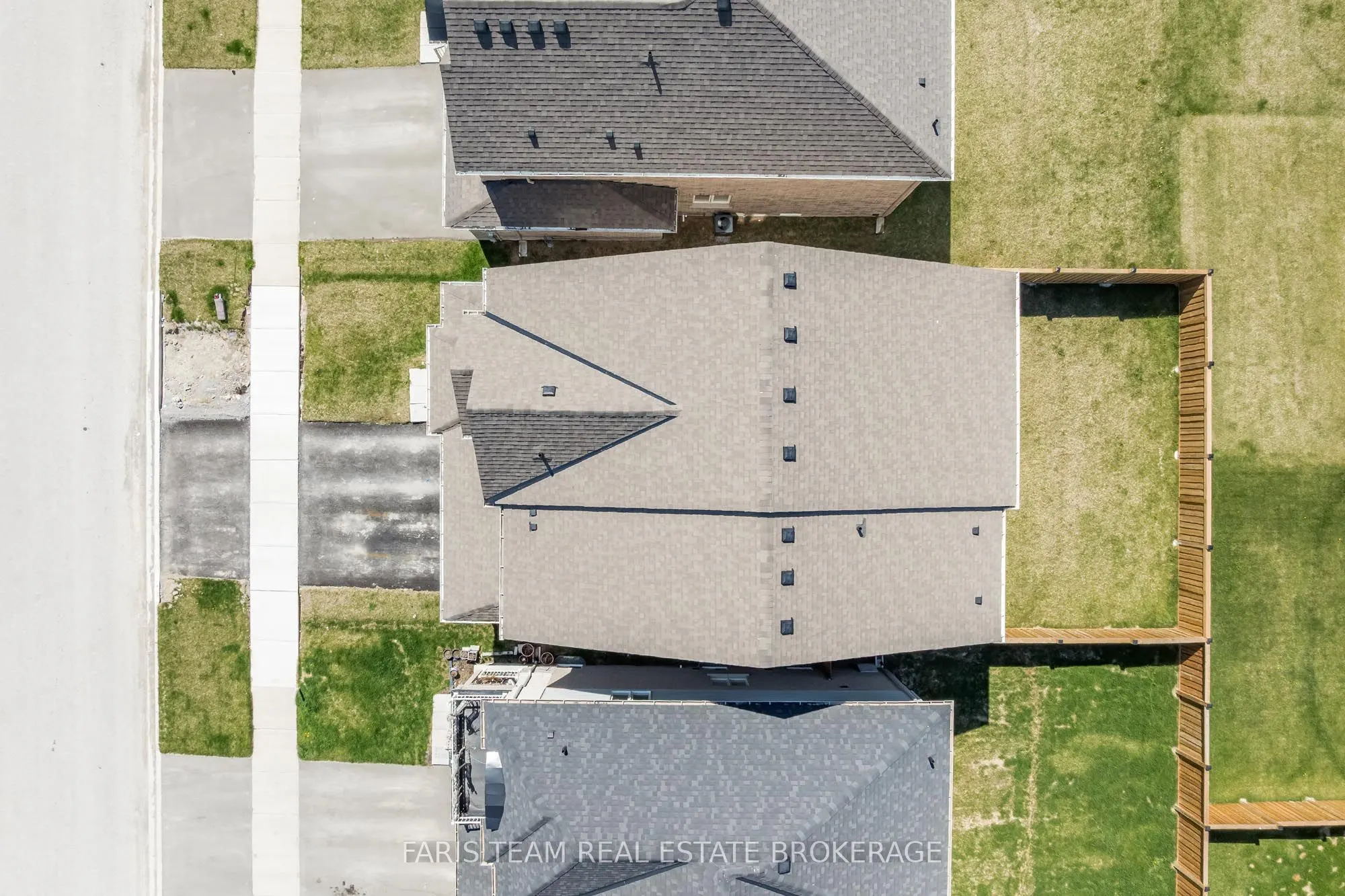 6 Cliff Thompson Court