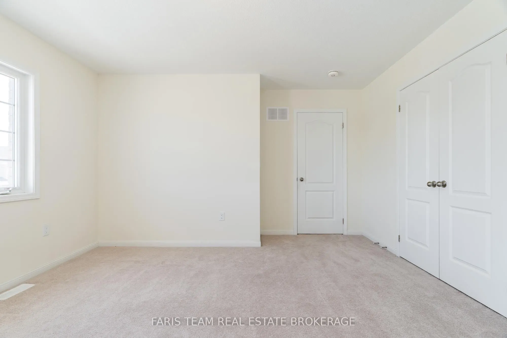 6 Cliff Thompson Court