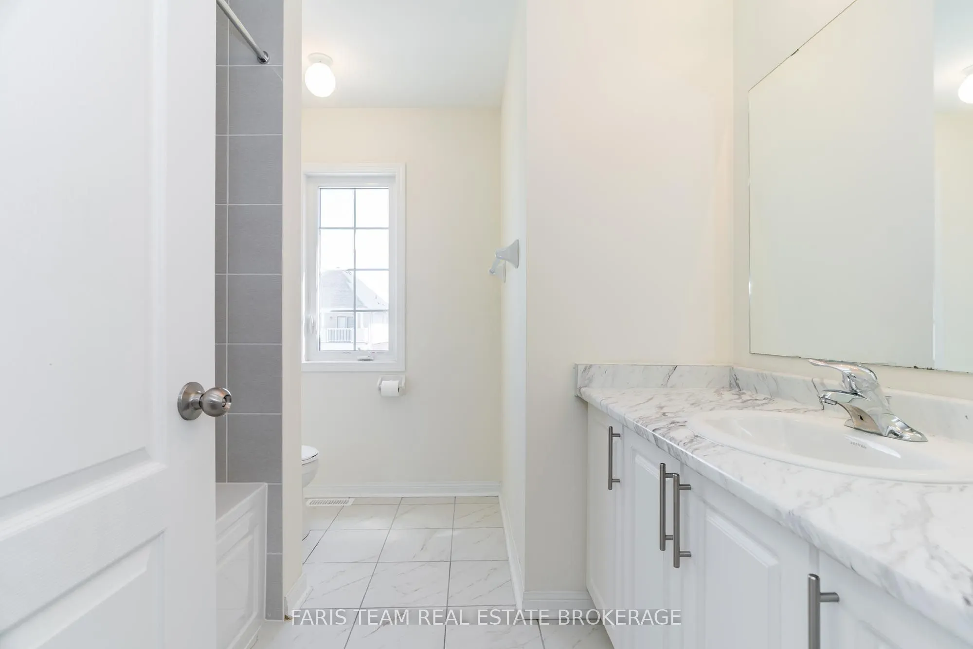 6 Cliff Thompson Court
