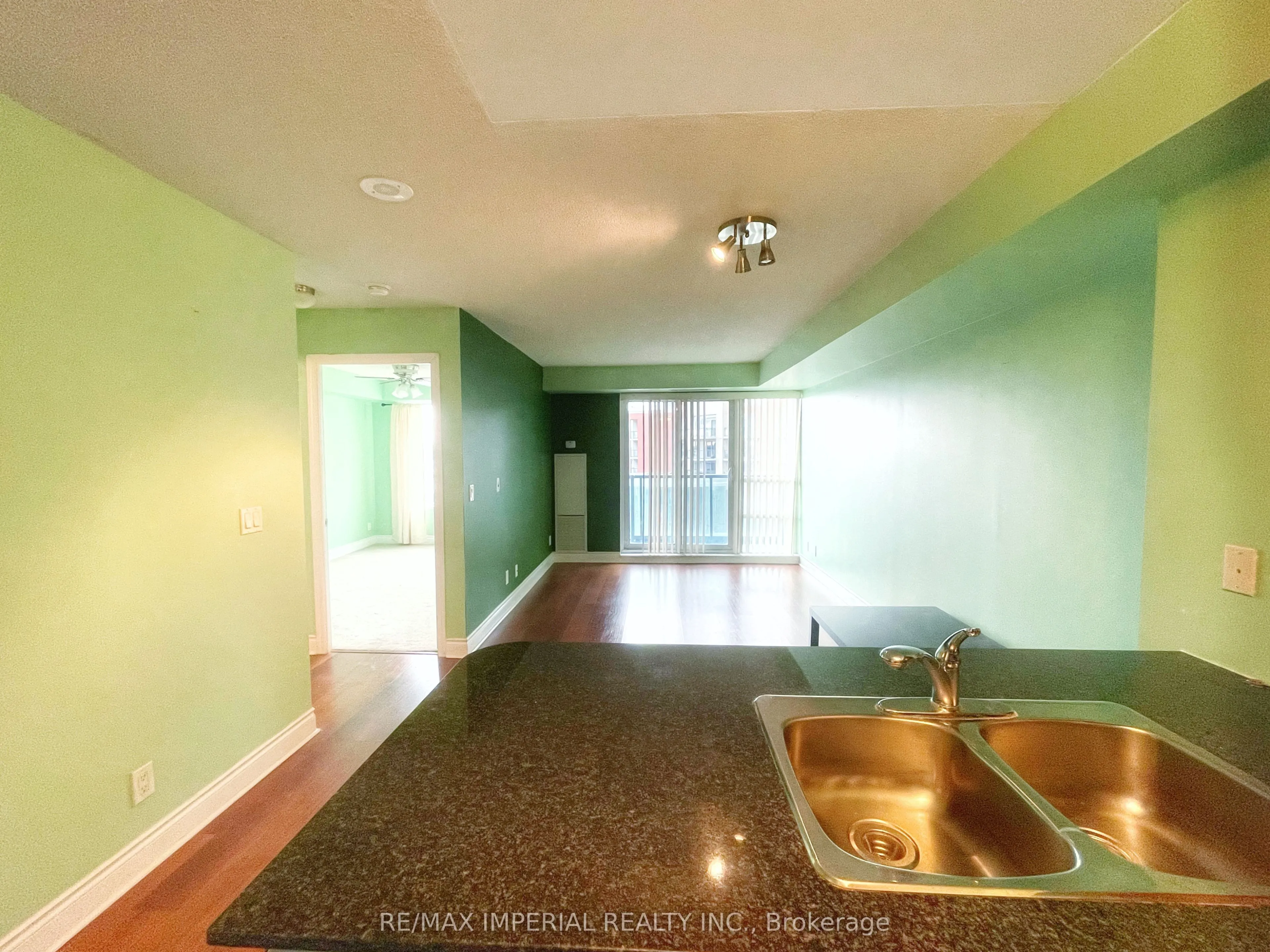 75 South Town Centre Boulevard, #606