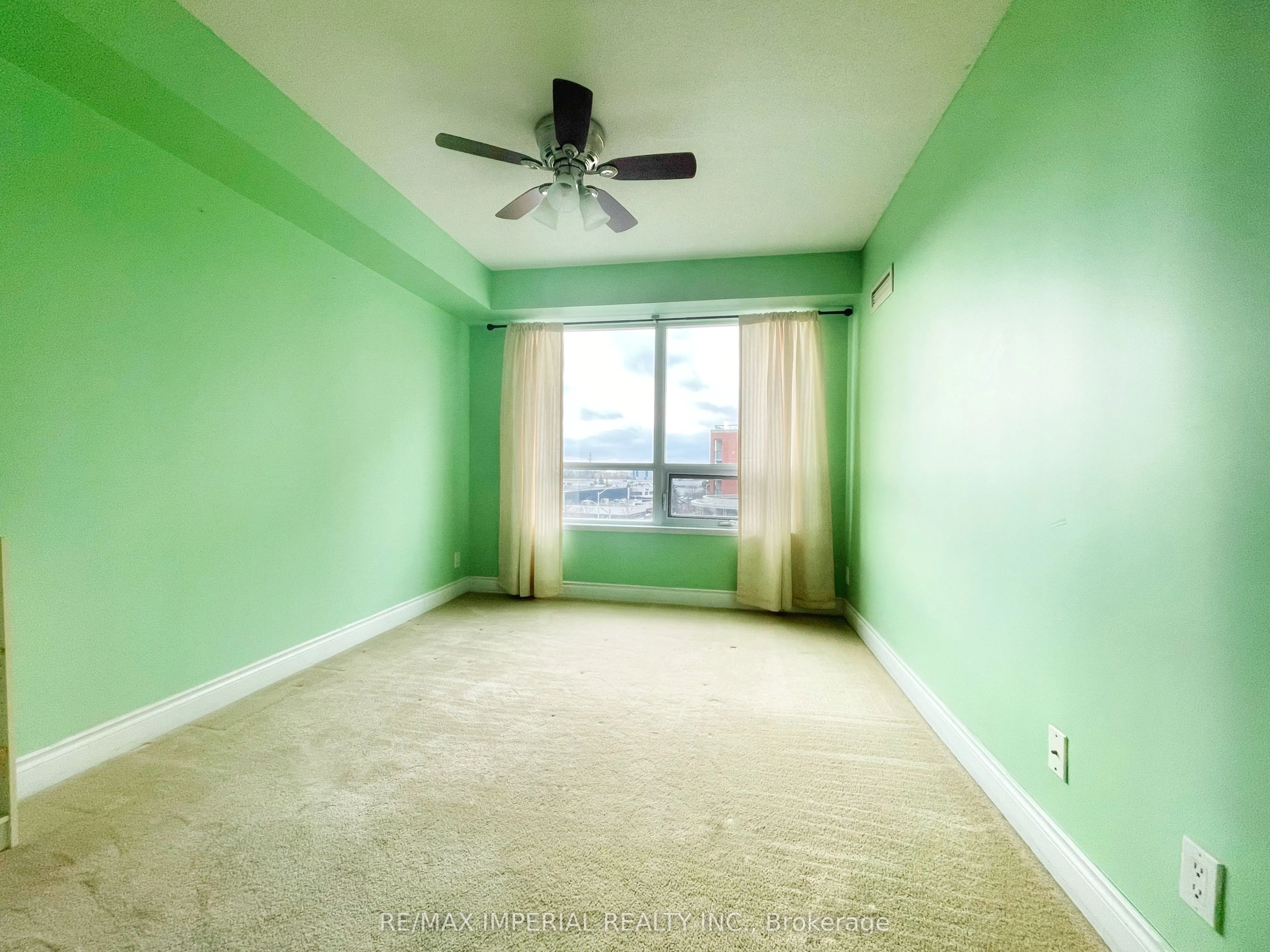 75 South Town Centre Boulevard, #606