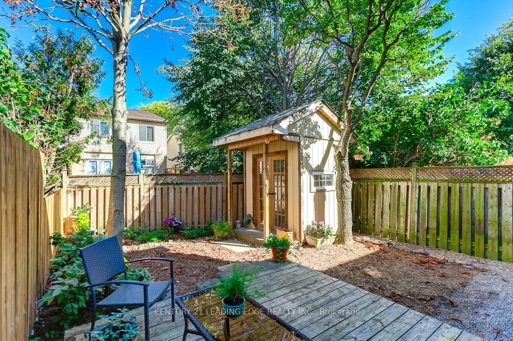 89 REGINALD Crescent