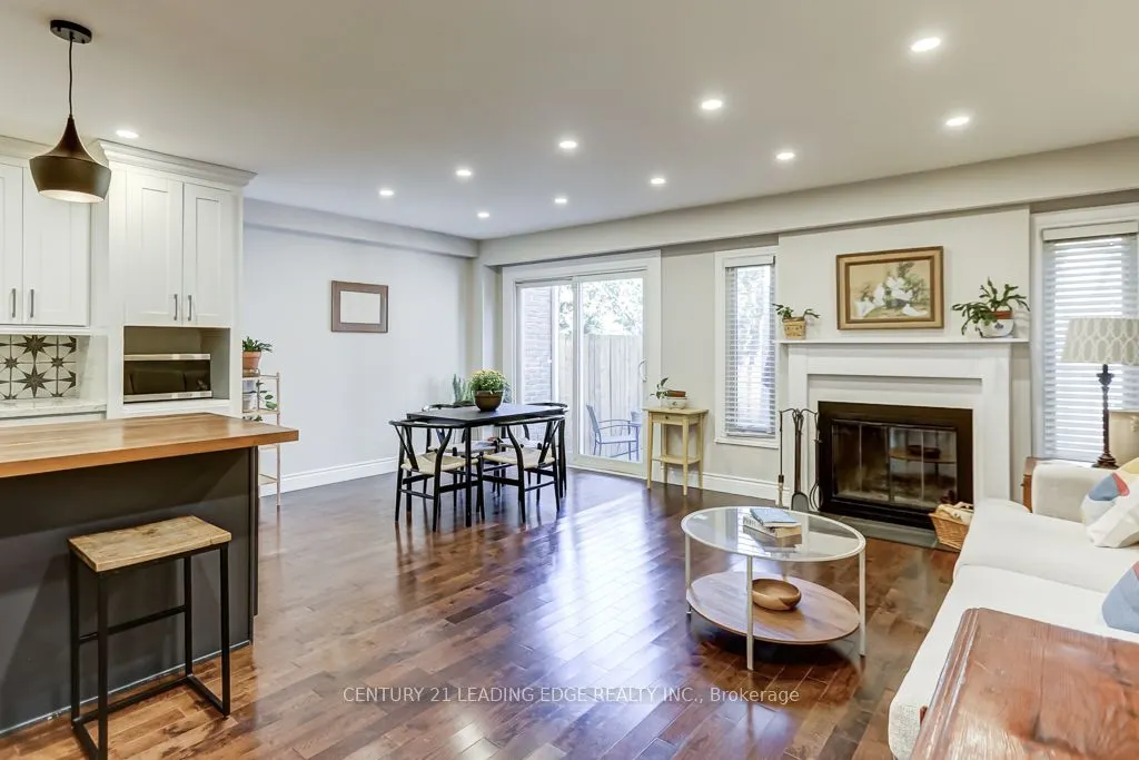 89 REGINALD Crescent