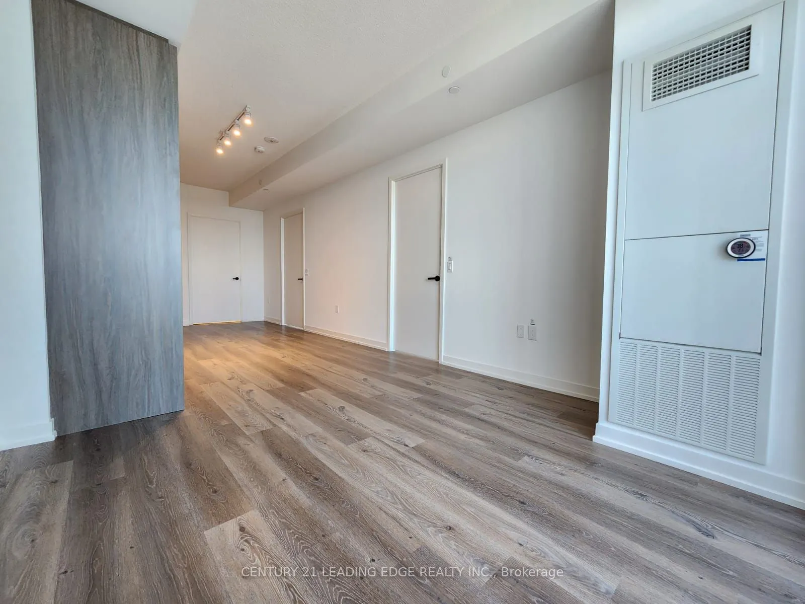 28 Interchange Way, #4210