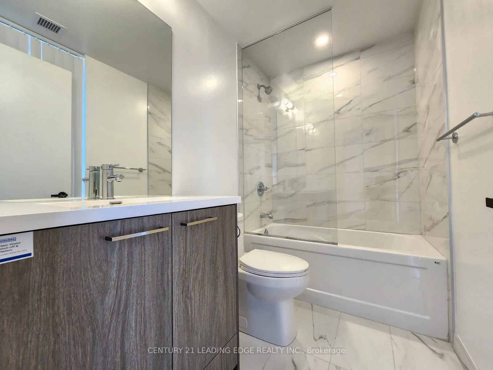 28 Interchange Way, #4210