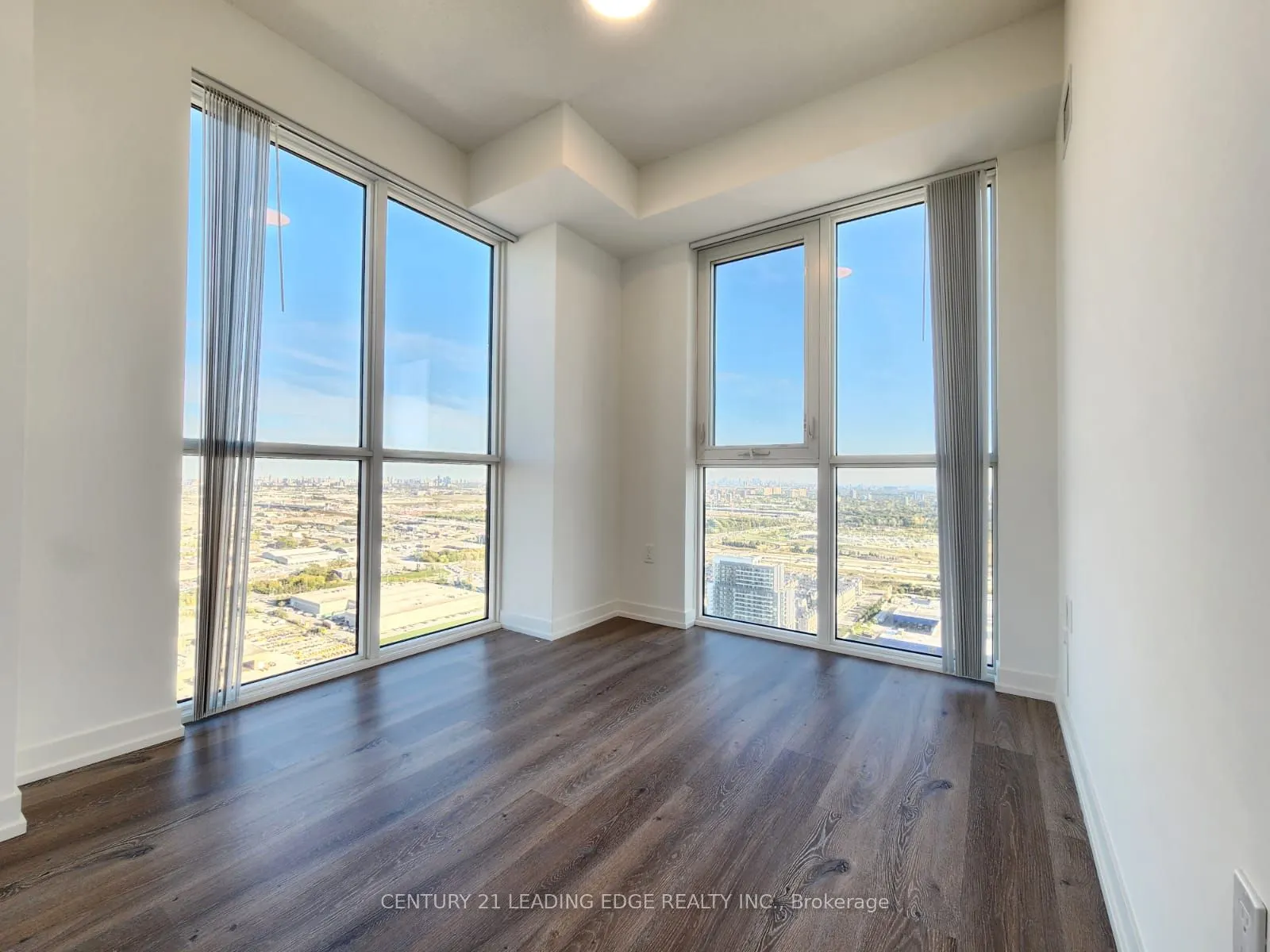 28 Interchange Way, #4210