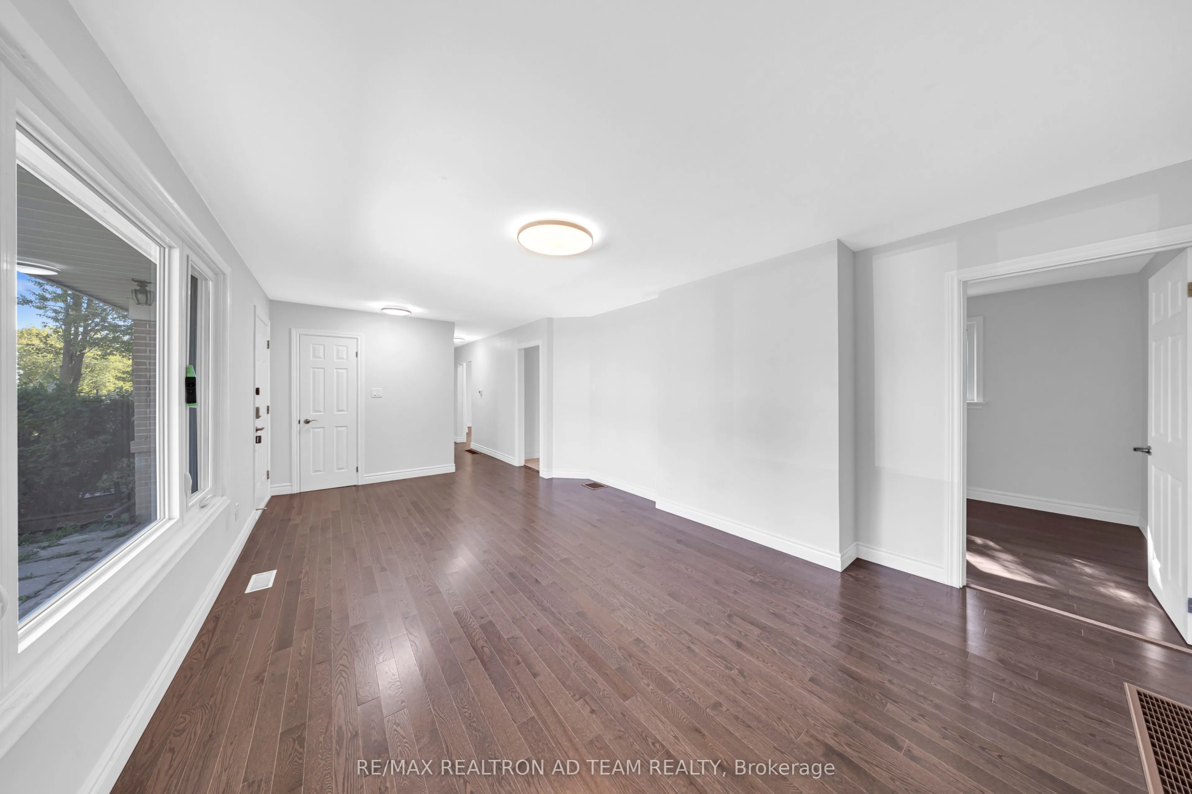 18 Windridge Drive, #Main