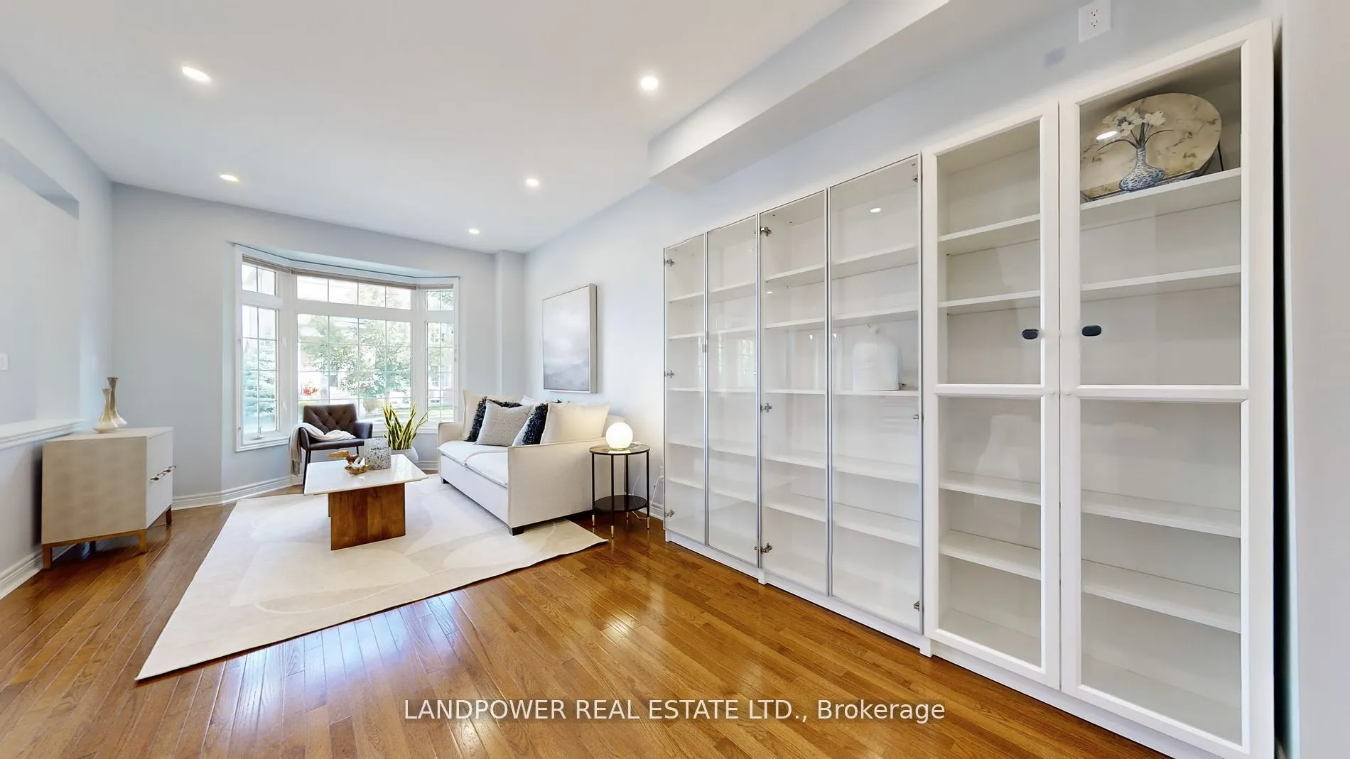 6 Pyneside Street