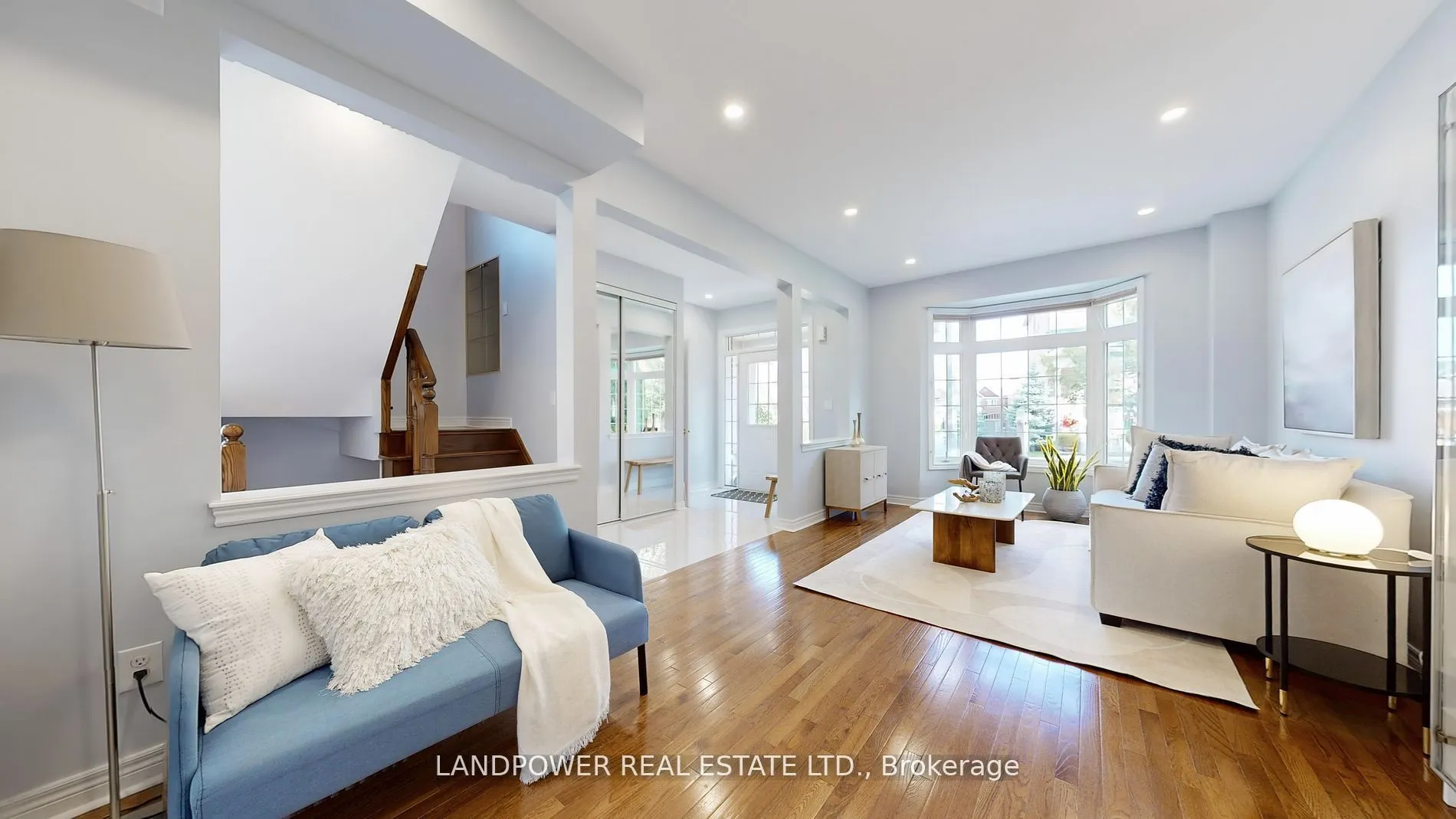 6 Pyneside Street