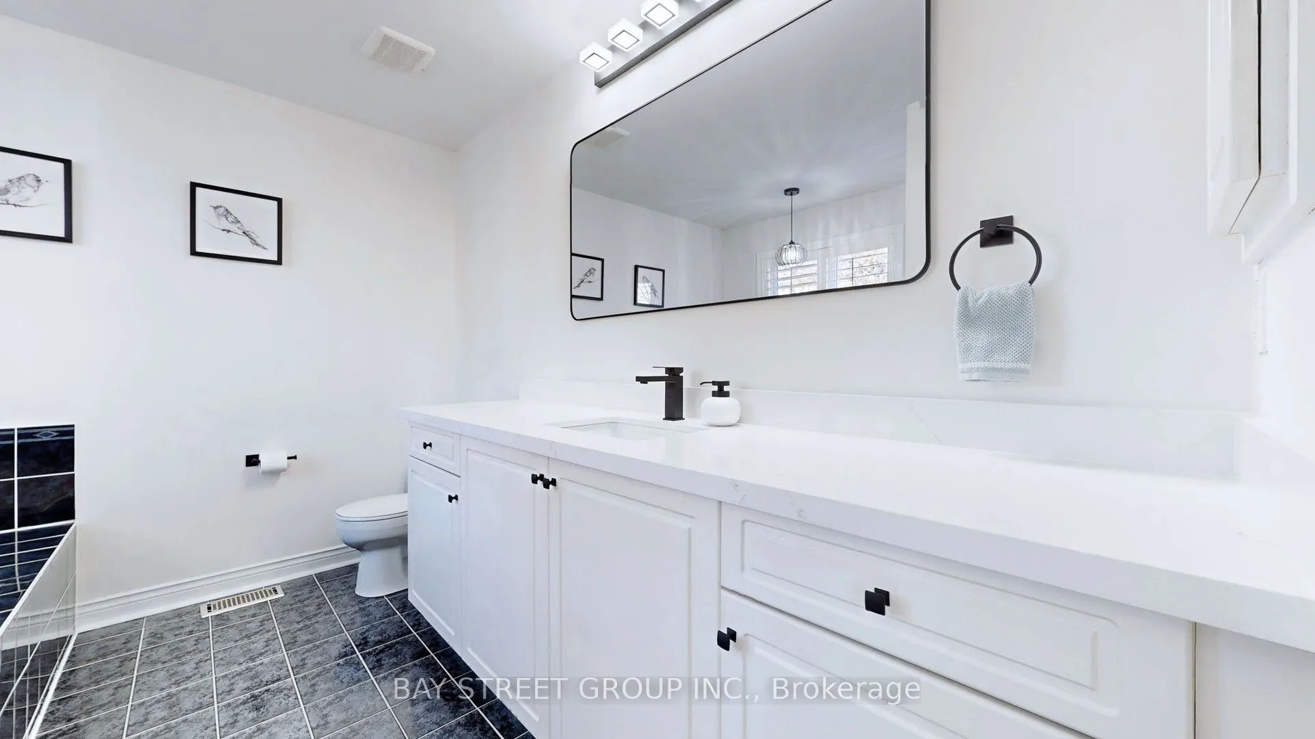 115 COLESBROOK Road