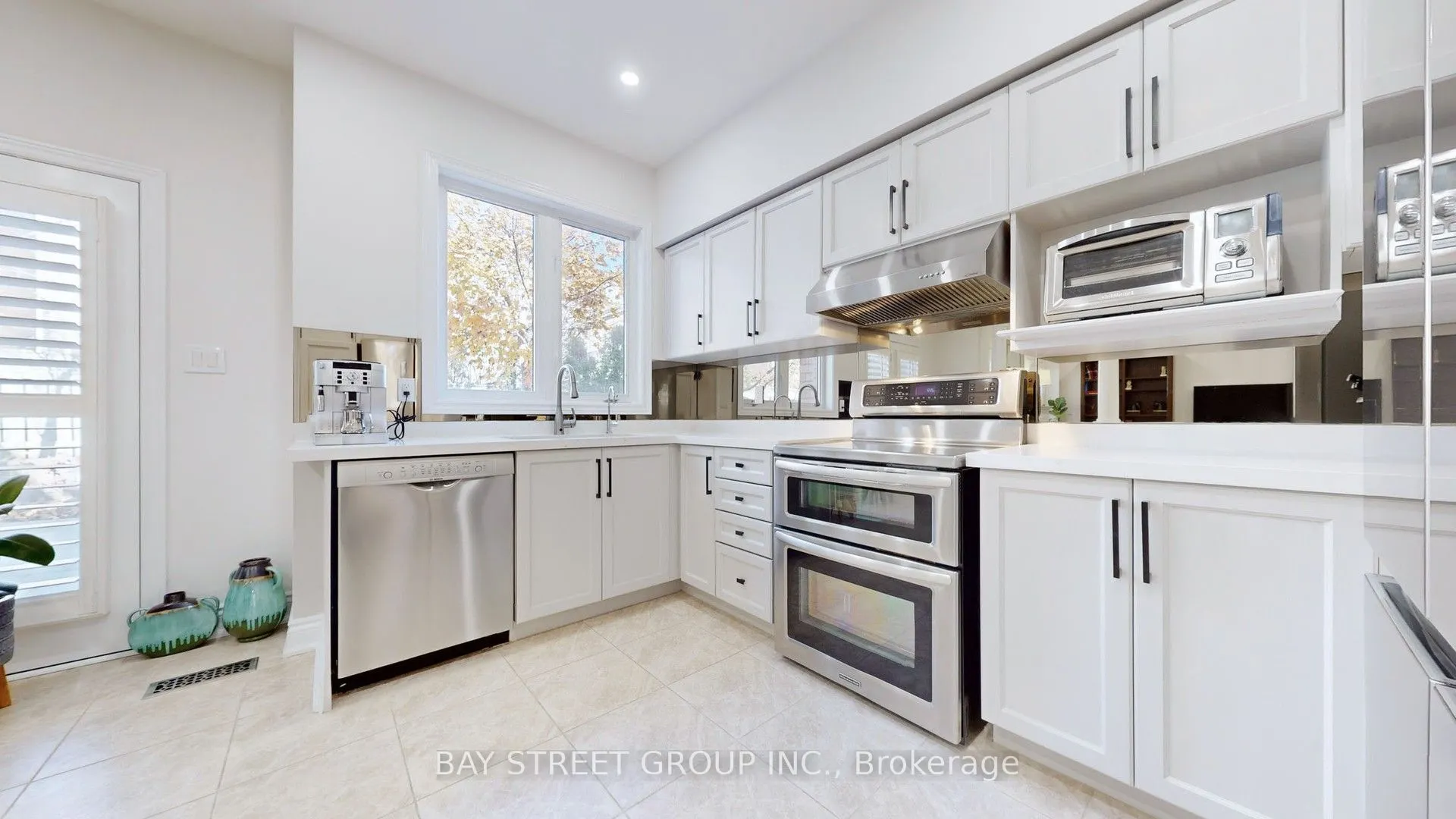 115 COLESBROOK Road