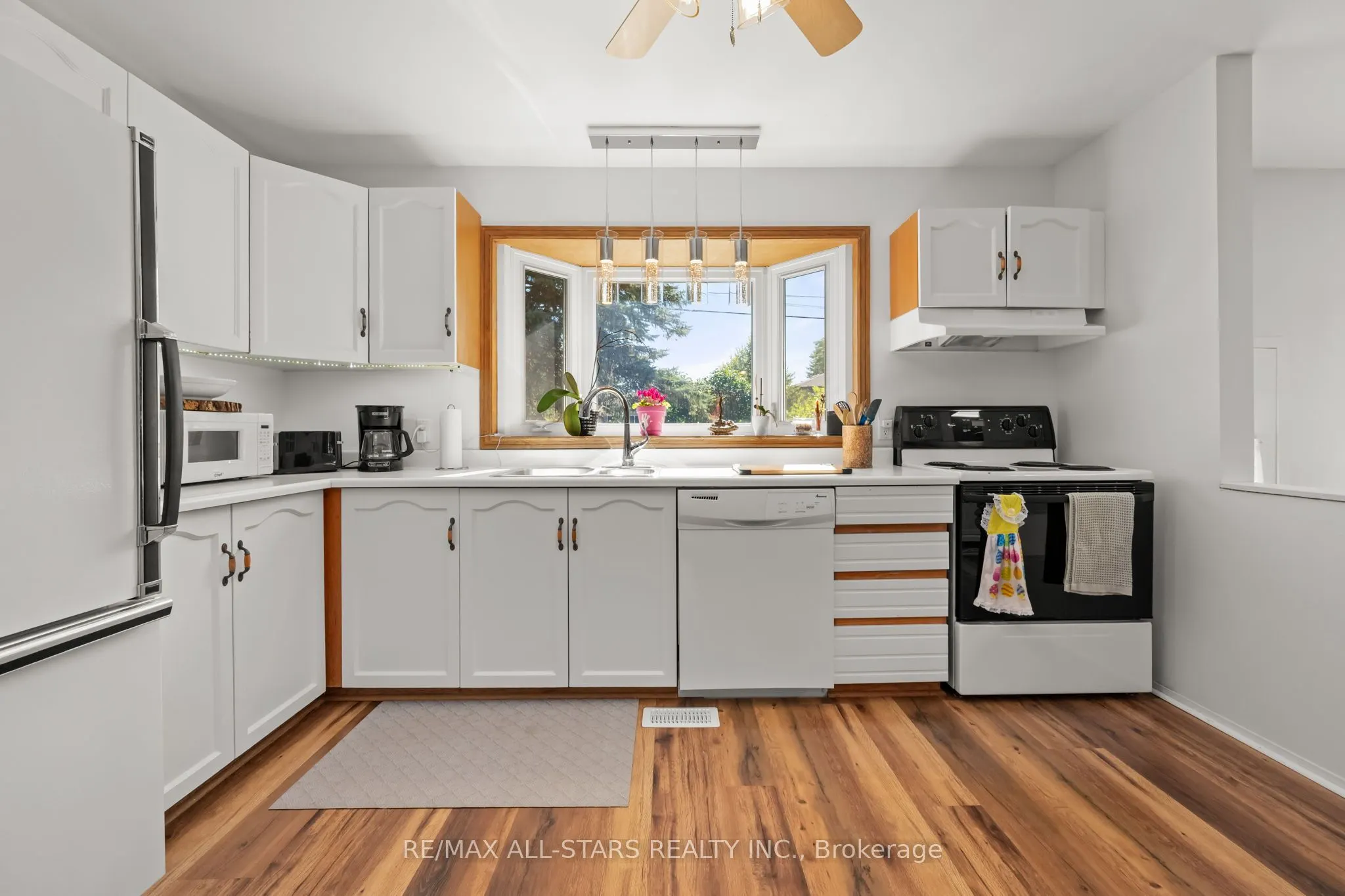 40 Riverglen Drive