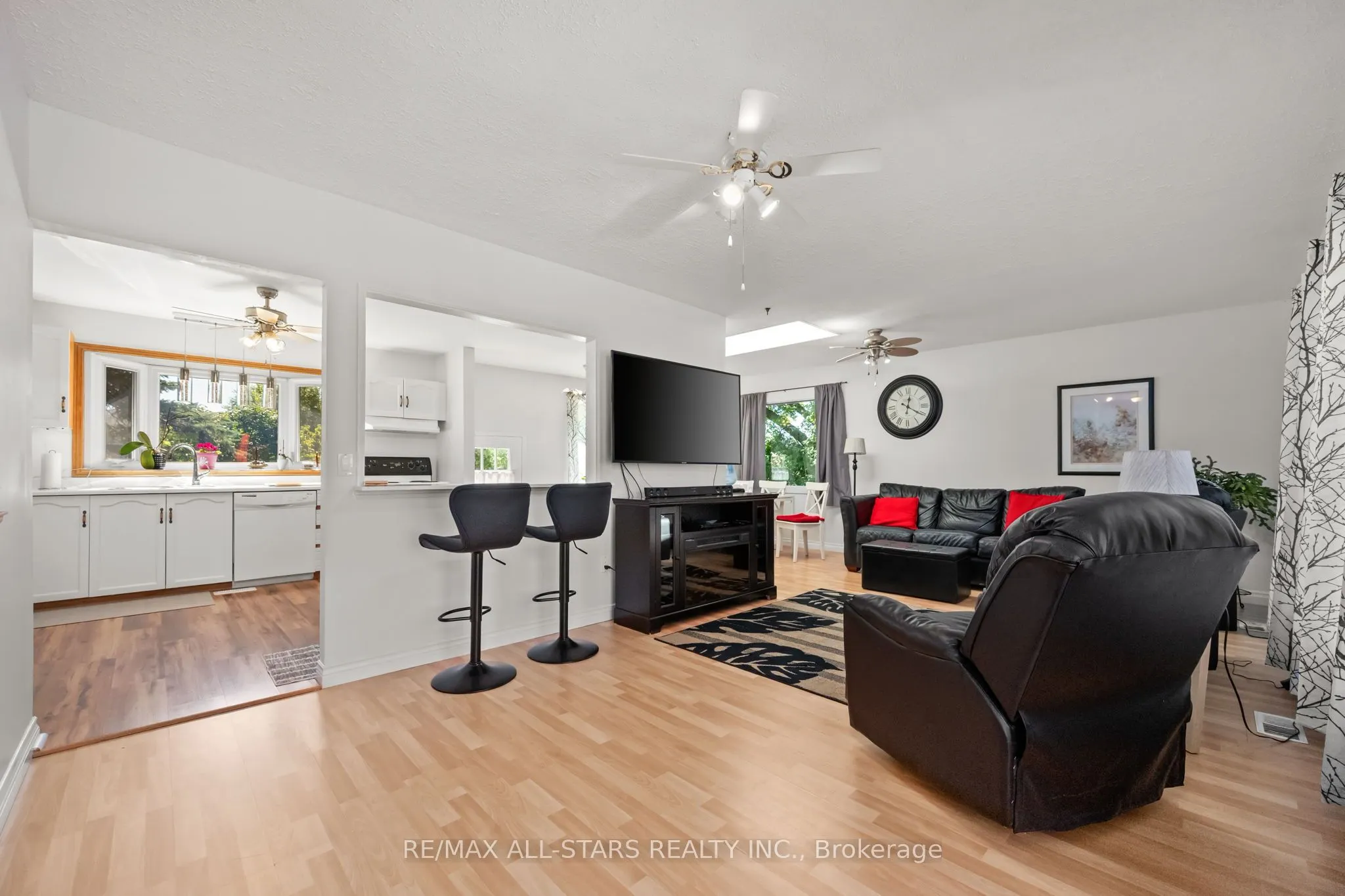 40 Riverglen Drive