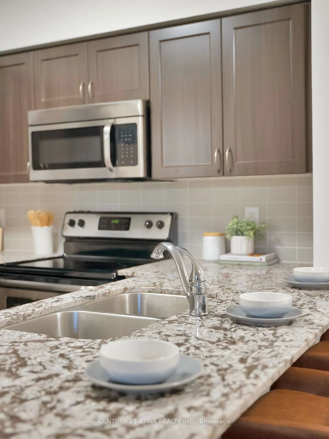 73 King William Crescent, #103