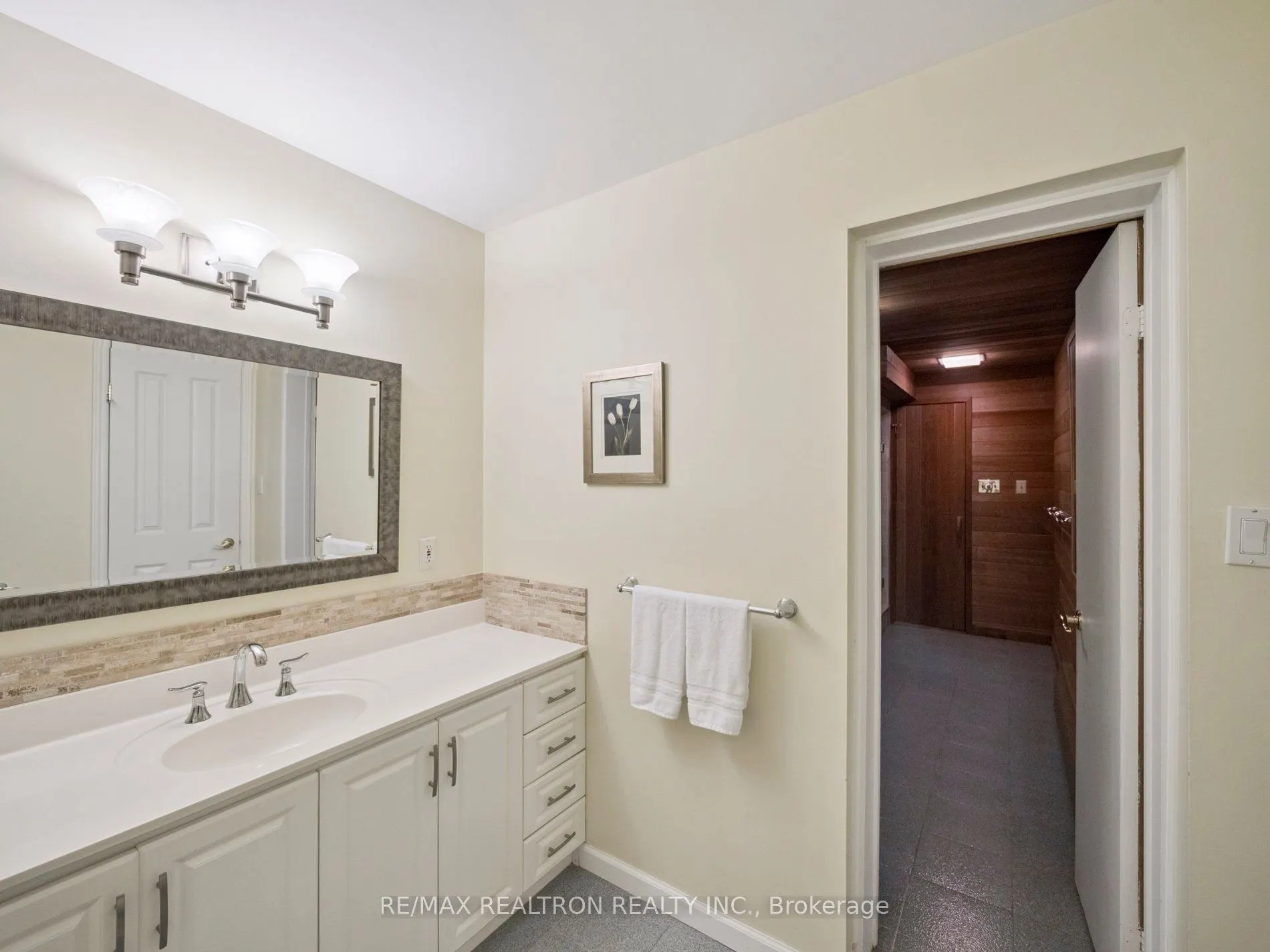 668 Mount Albert Road