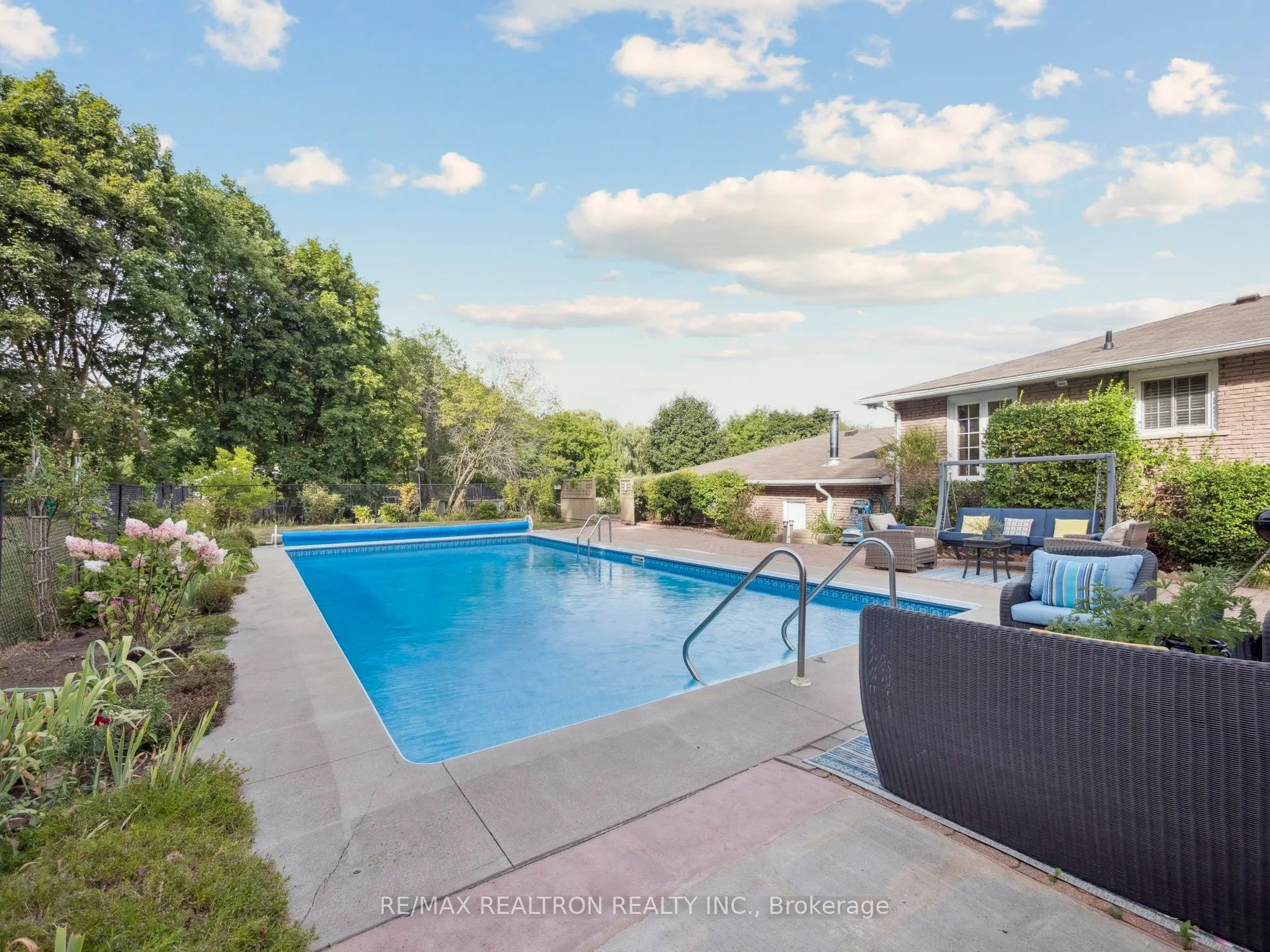 668 Mount Albert Road