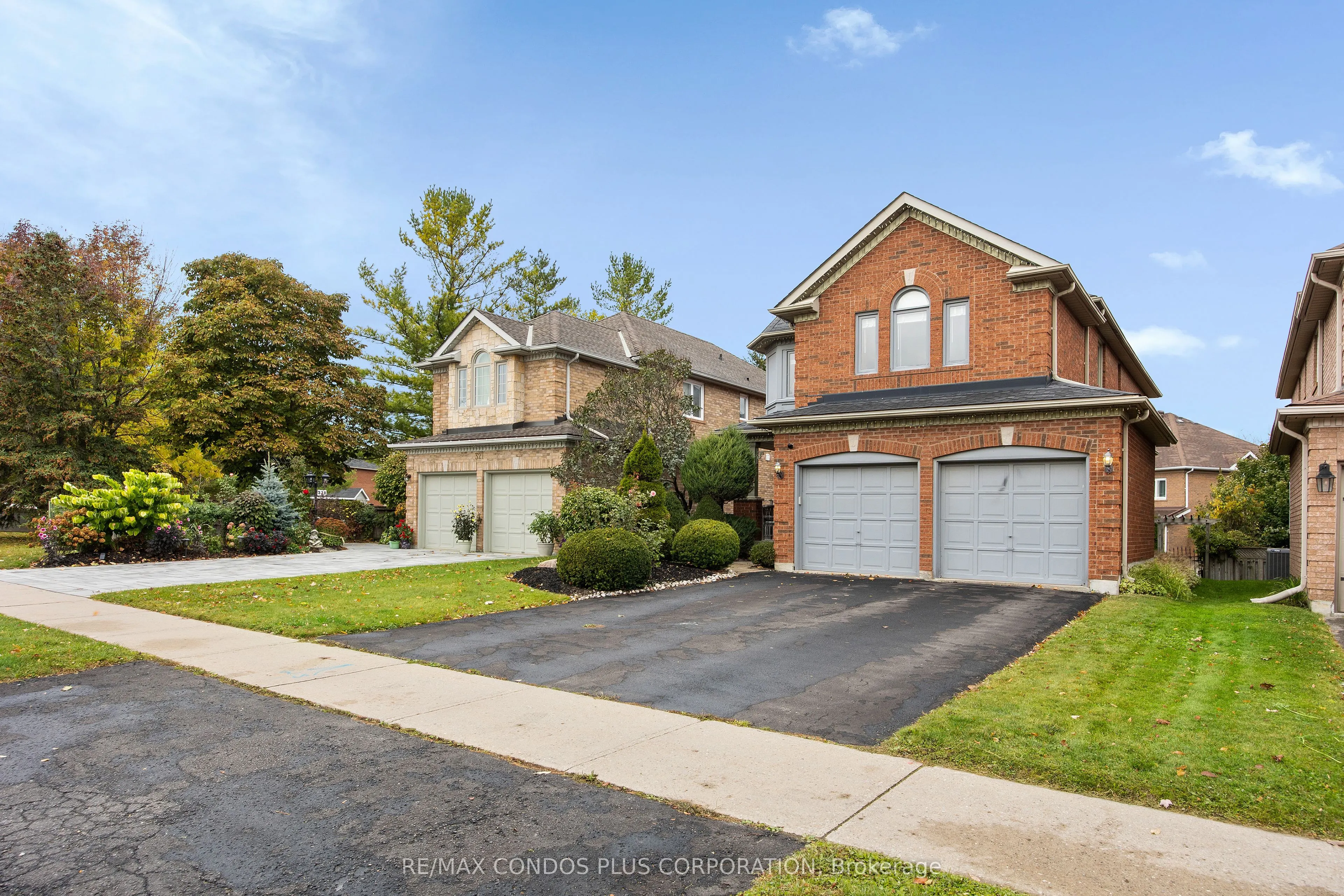 317 Clearmeadow Boulevard