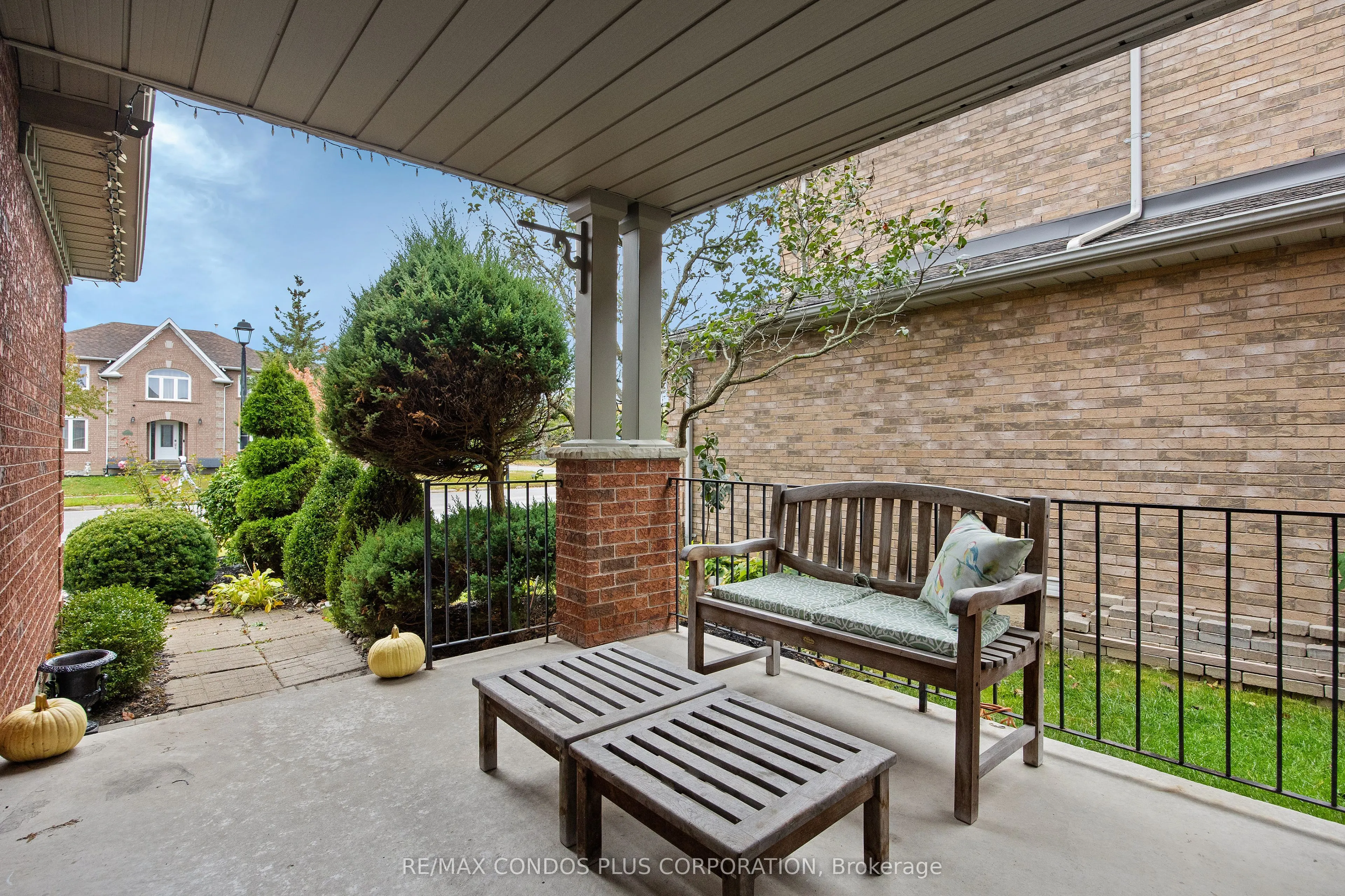 317 Clearmeadow Boulevard