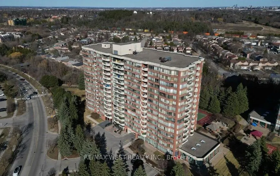 33 Weldrick Road E, #501