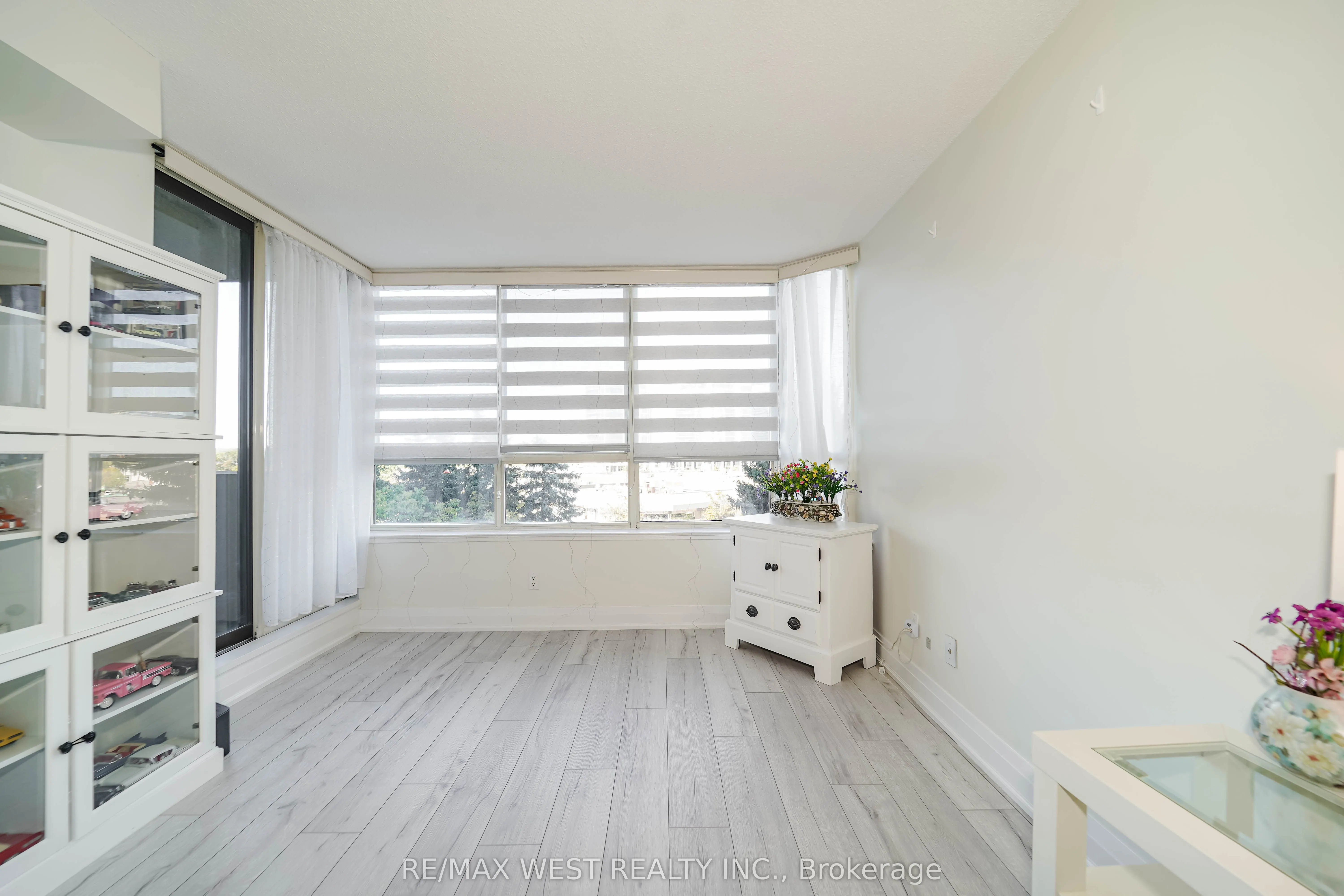 33 Weldrick Road E, #501