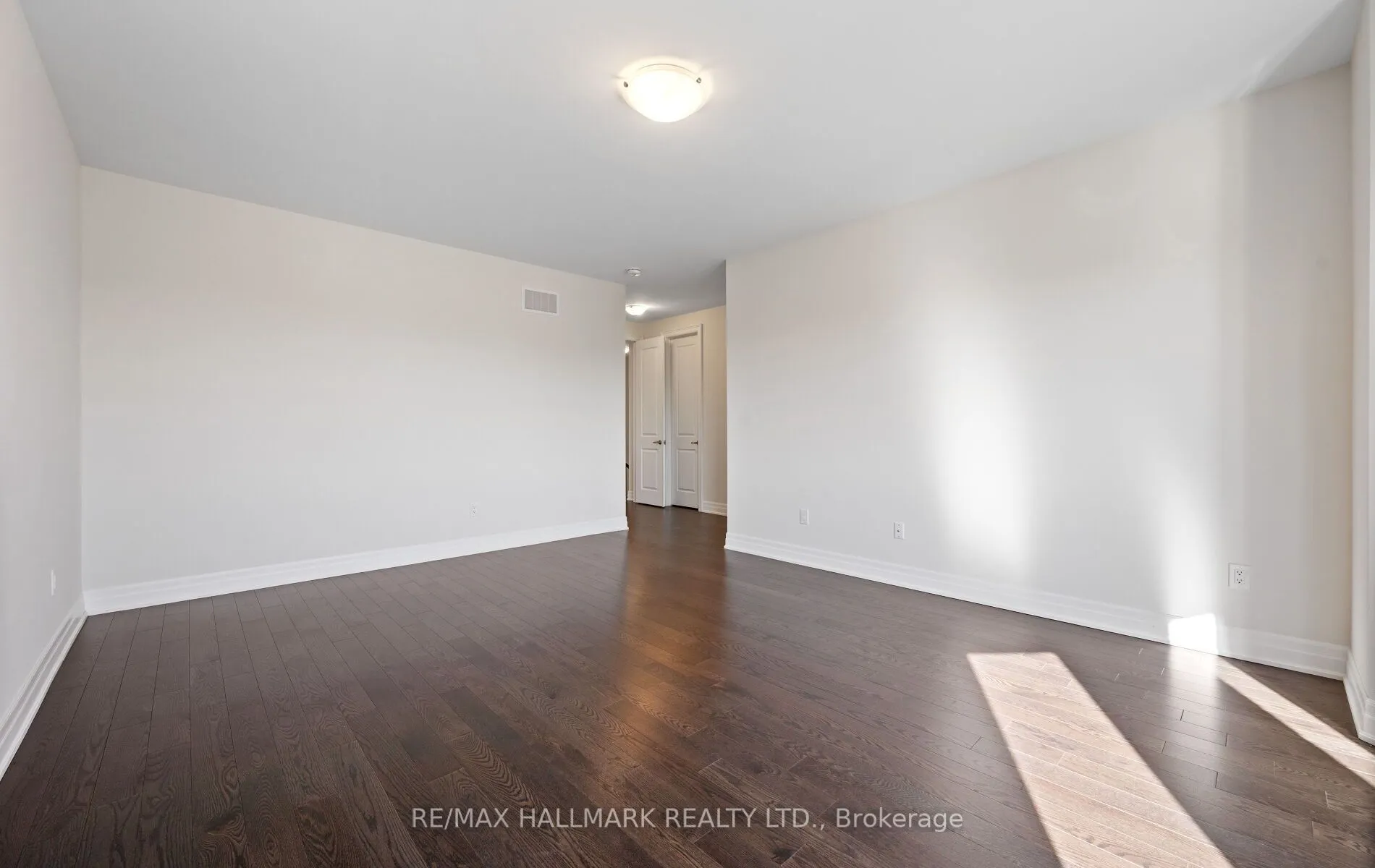 123 Bond Crescent