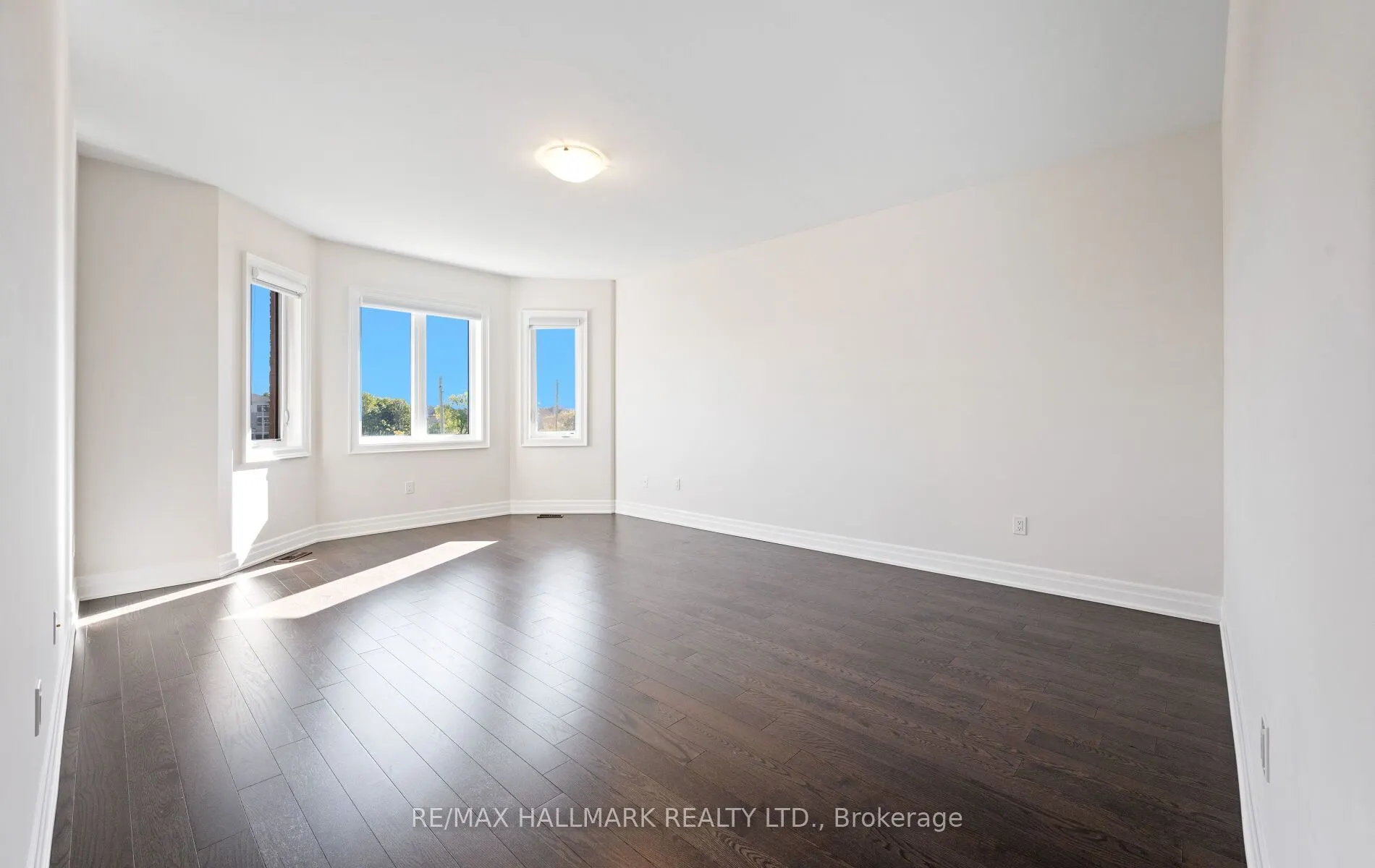 123 Bond Crescent