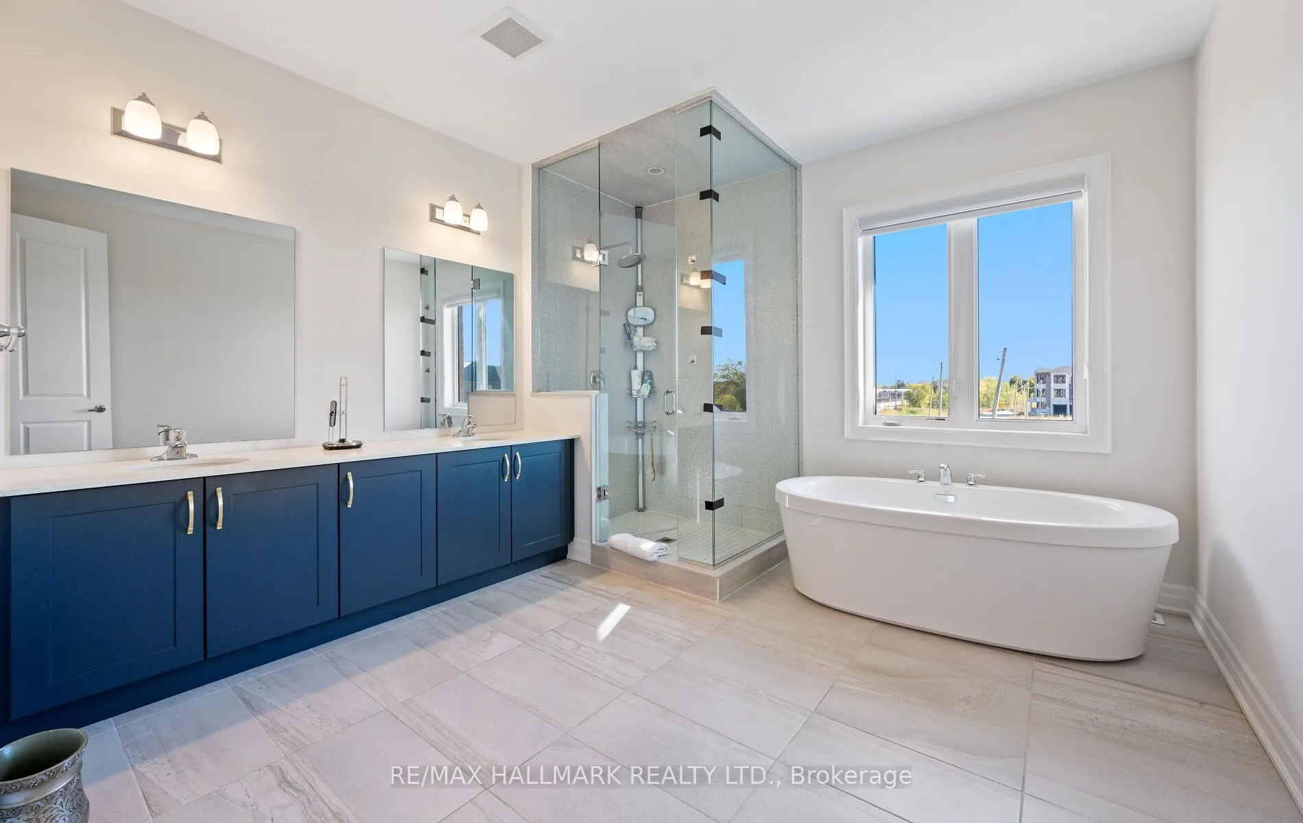 123 Bond Crescent